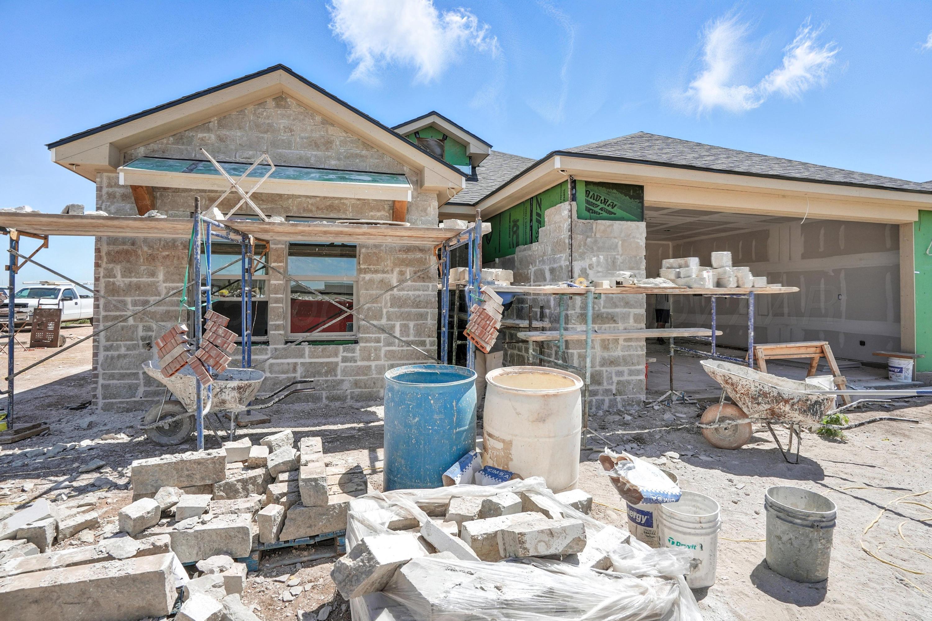 4601 Beacon Road Property Photo 1