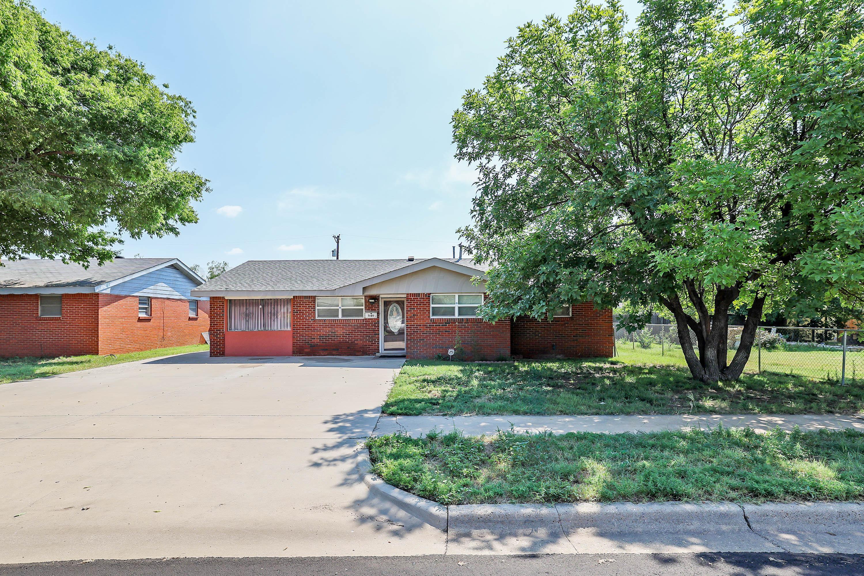 1606 Heather Street Property Photo 1
