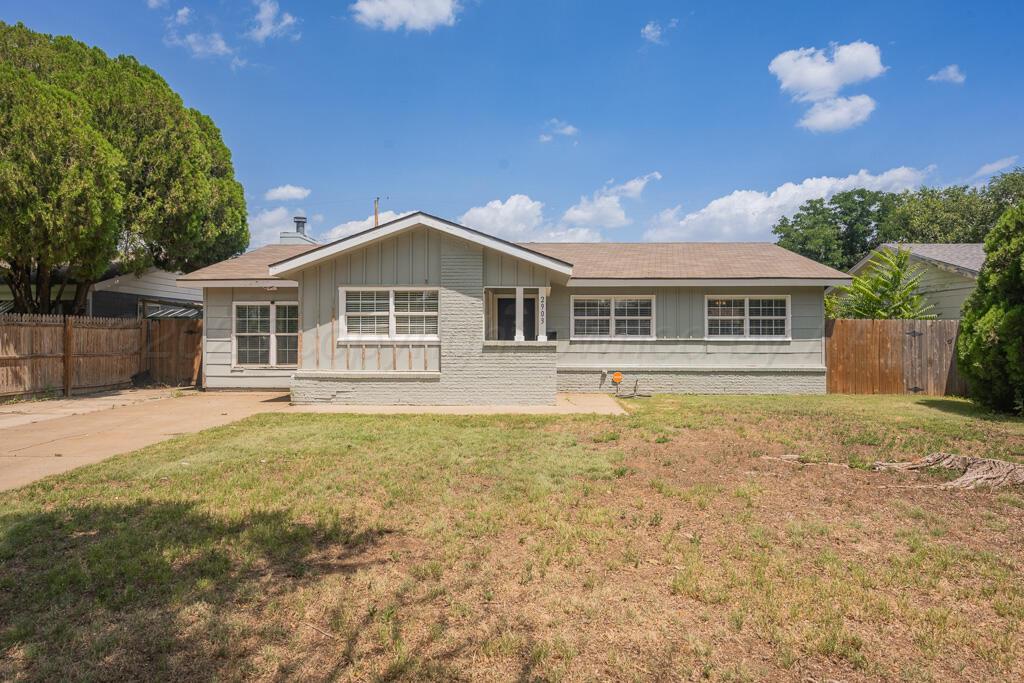 2903 Pryor Street Property Photo 1