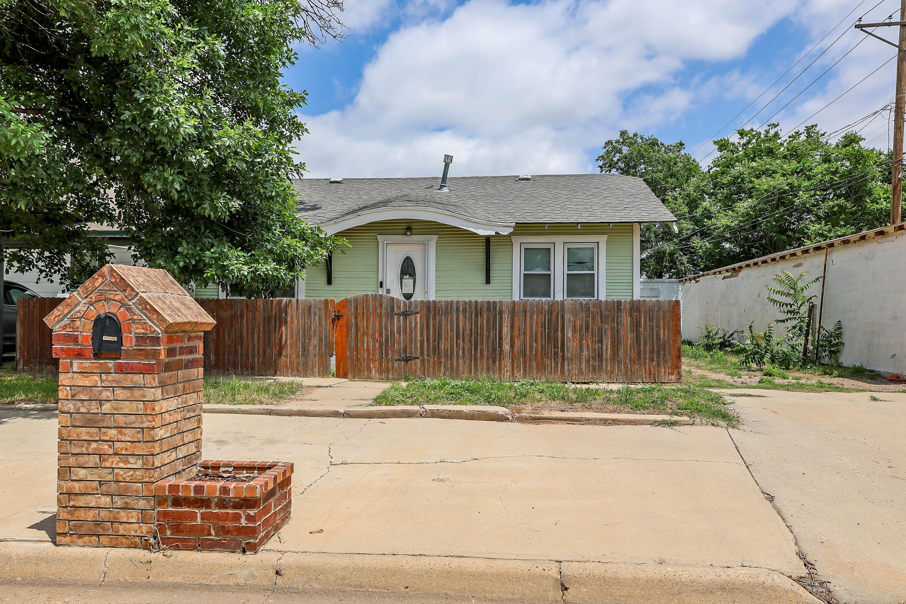 1211 S Buchanan Street Property Photo 1