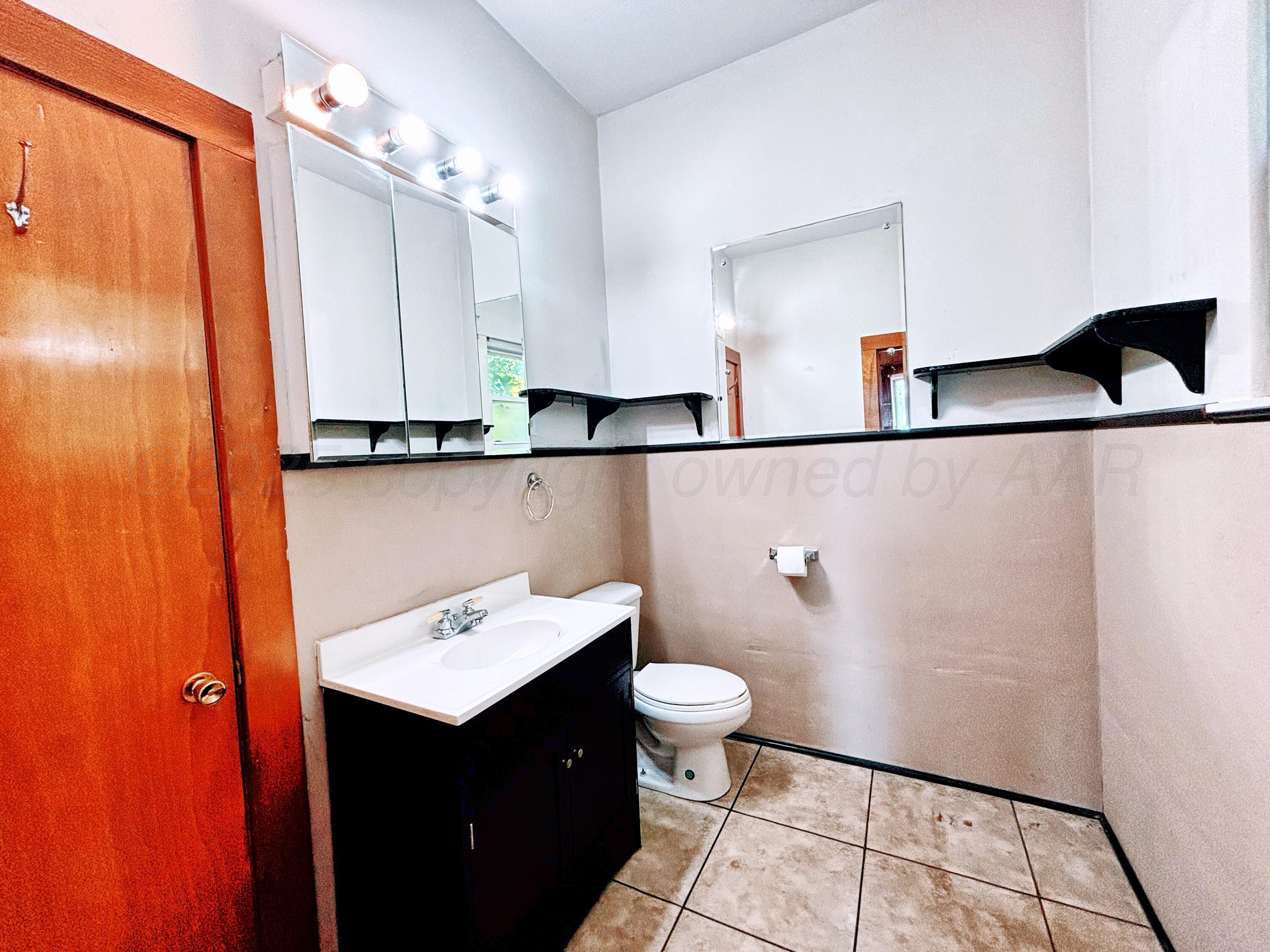 522 S Baylor Street Property Photo 10