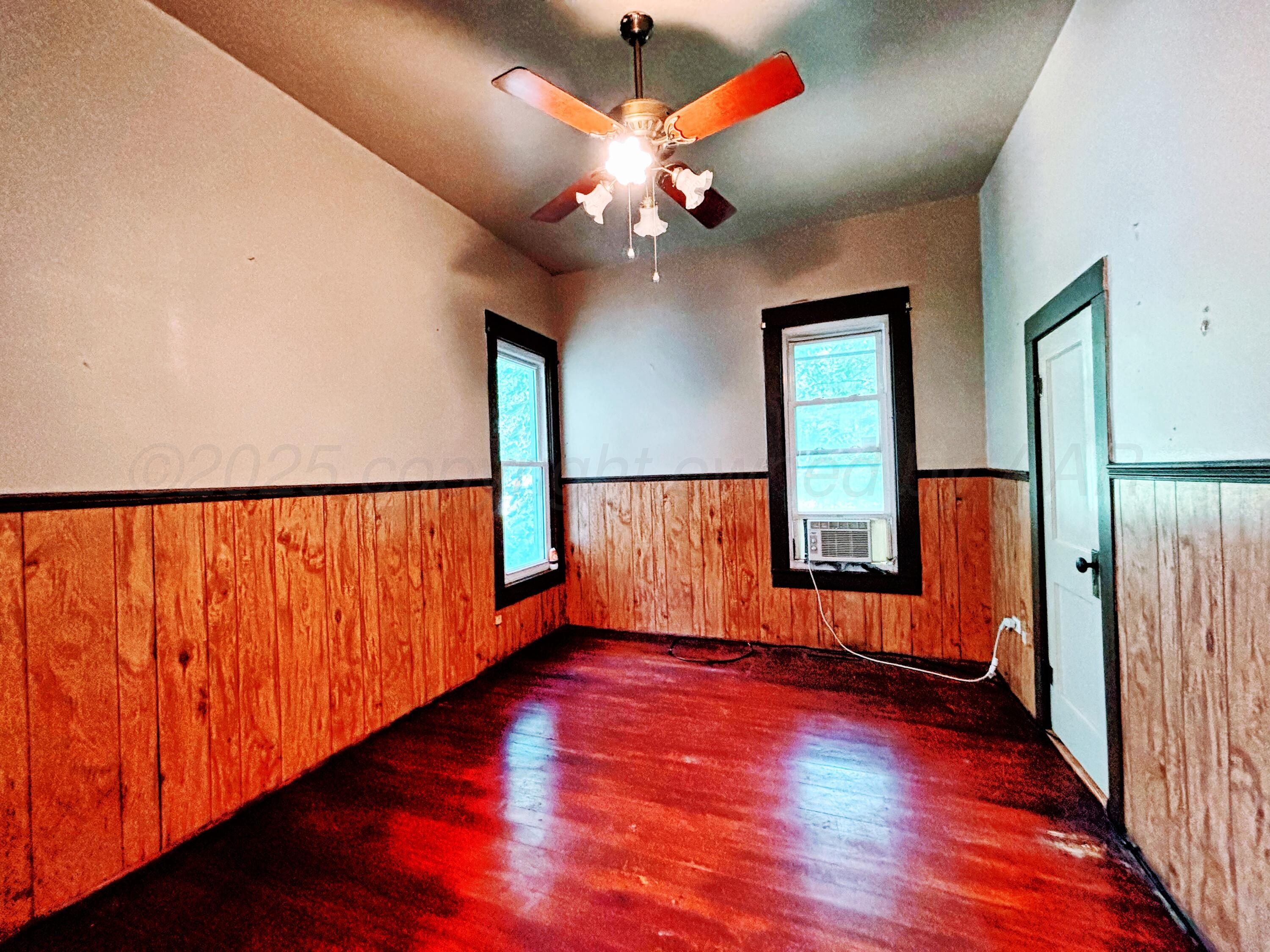 522 S Baylor Street Property Photo 14