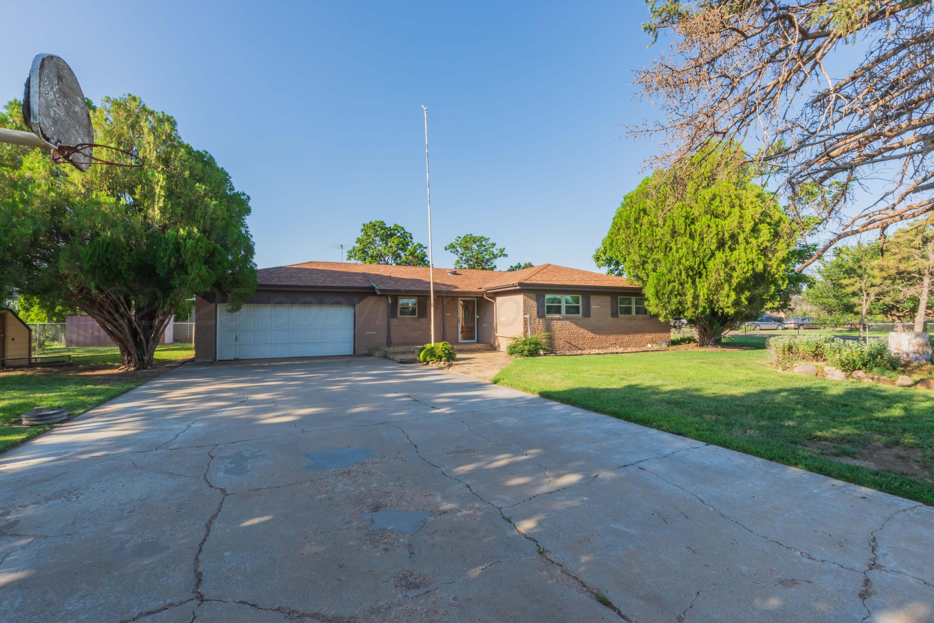 129 Cochise Place Property Photo 1