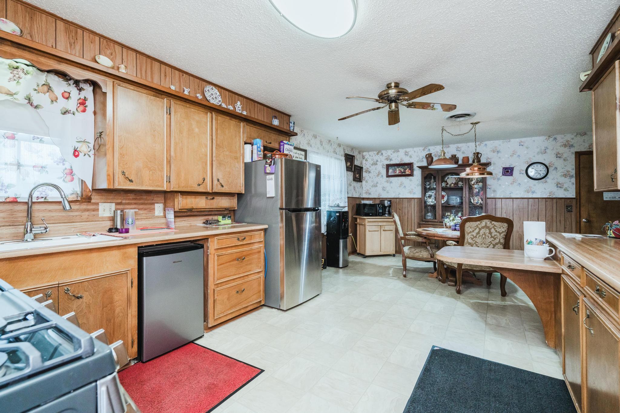 206 N Crosby Avenue Property Photo 11