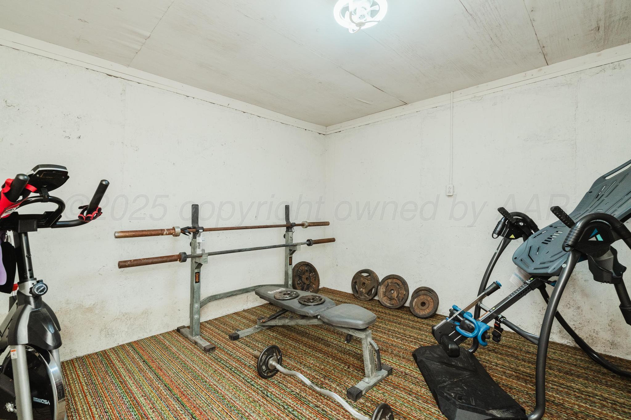 206 N Crosby Avenue Property Photo 18