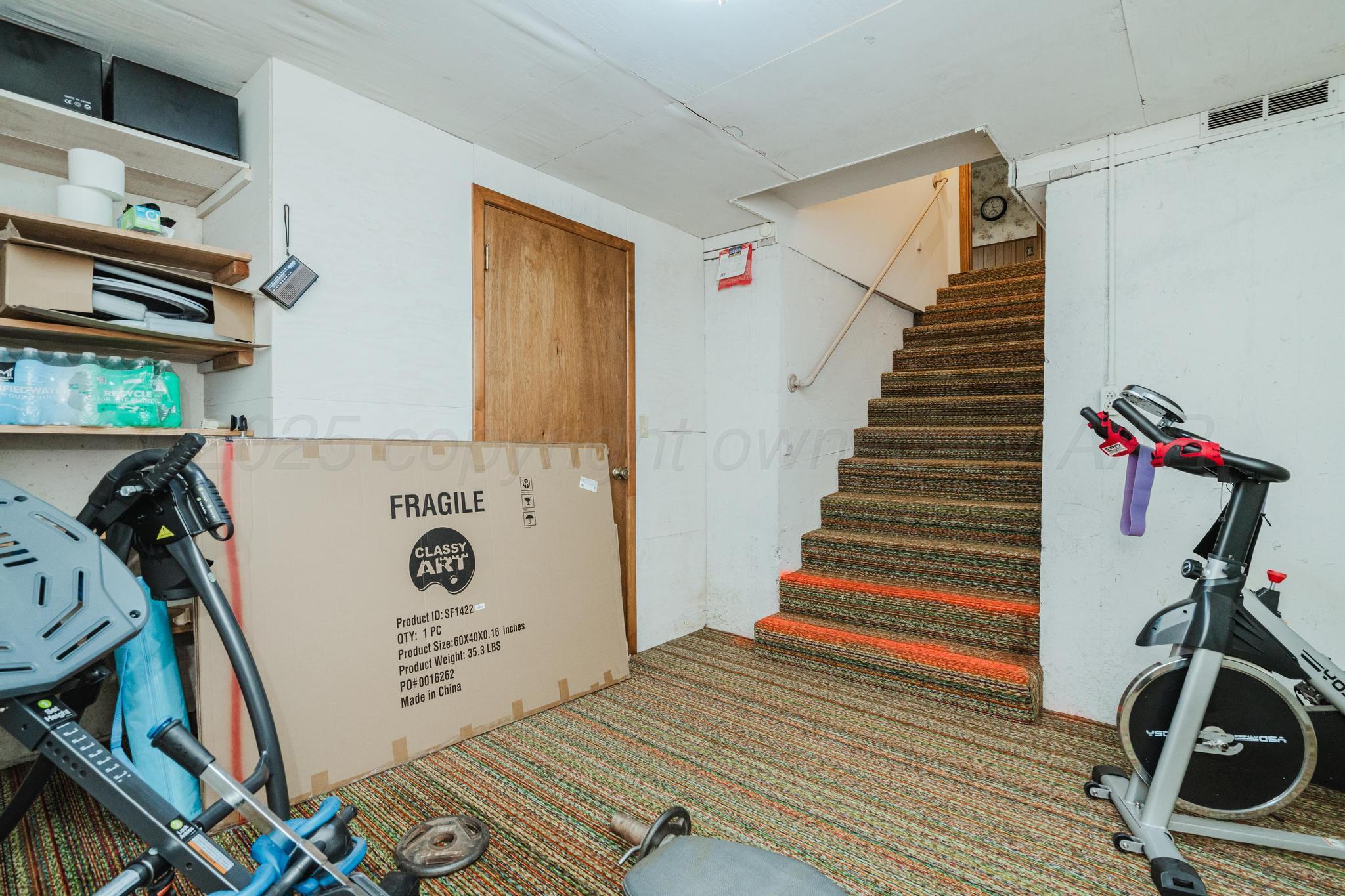 206 N Crosby Avenue Property Photo 19