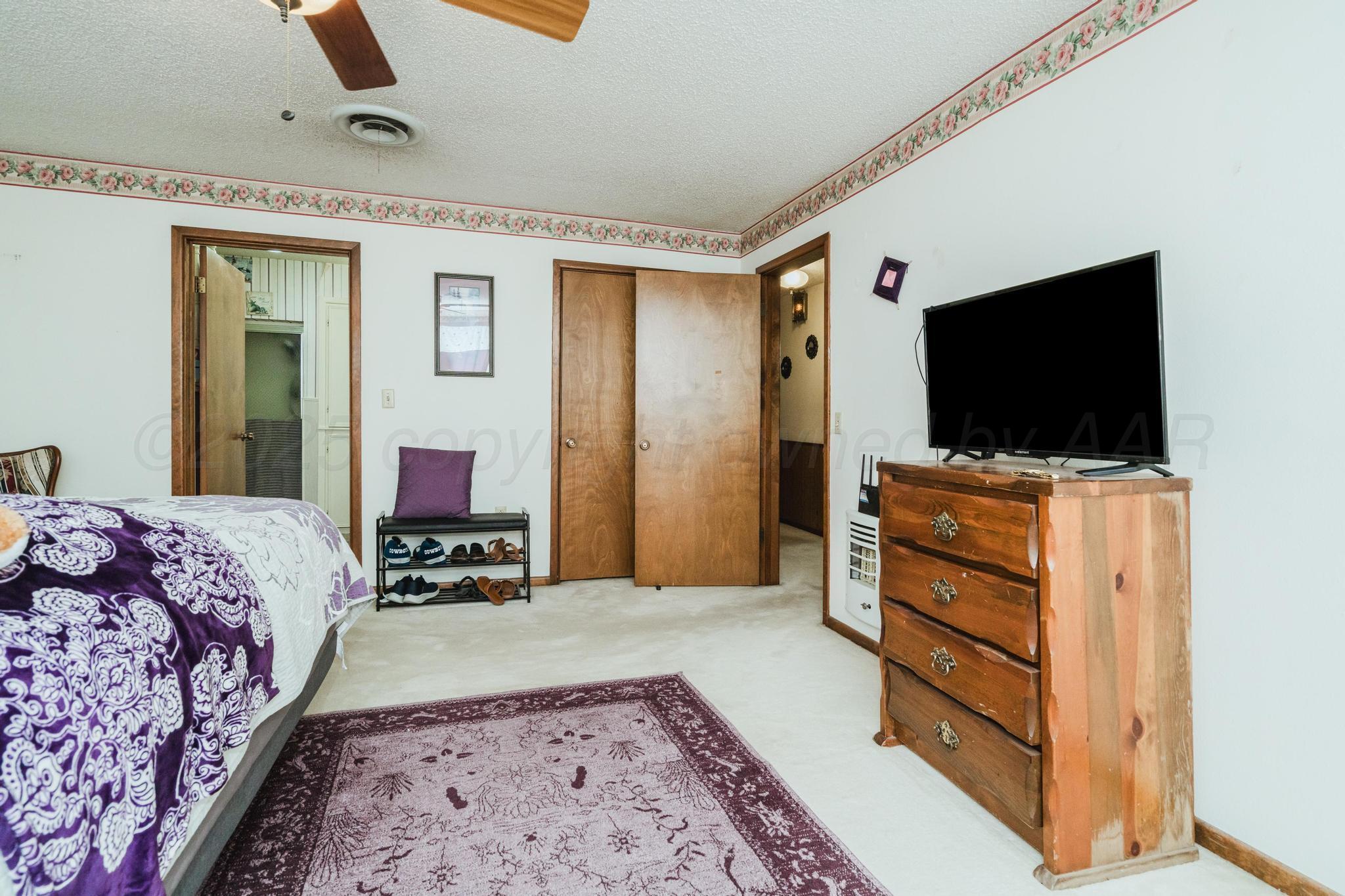206 N Crosby Avenue Property Photo 33