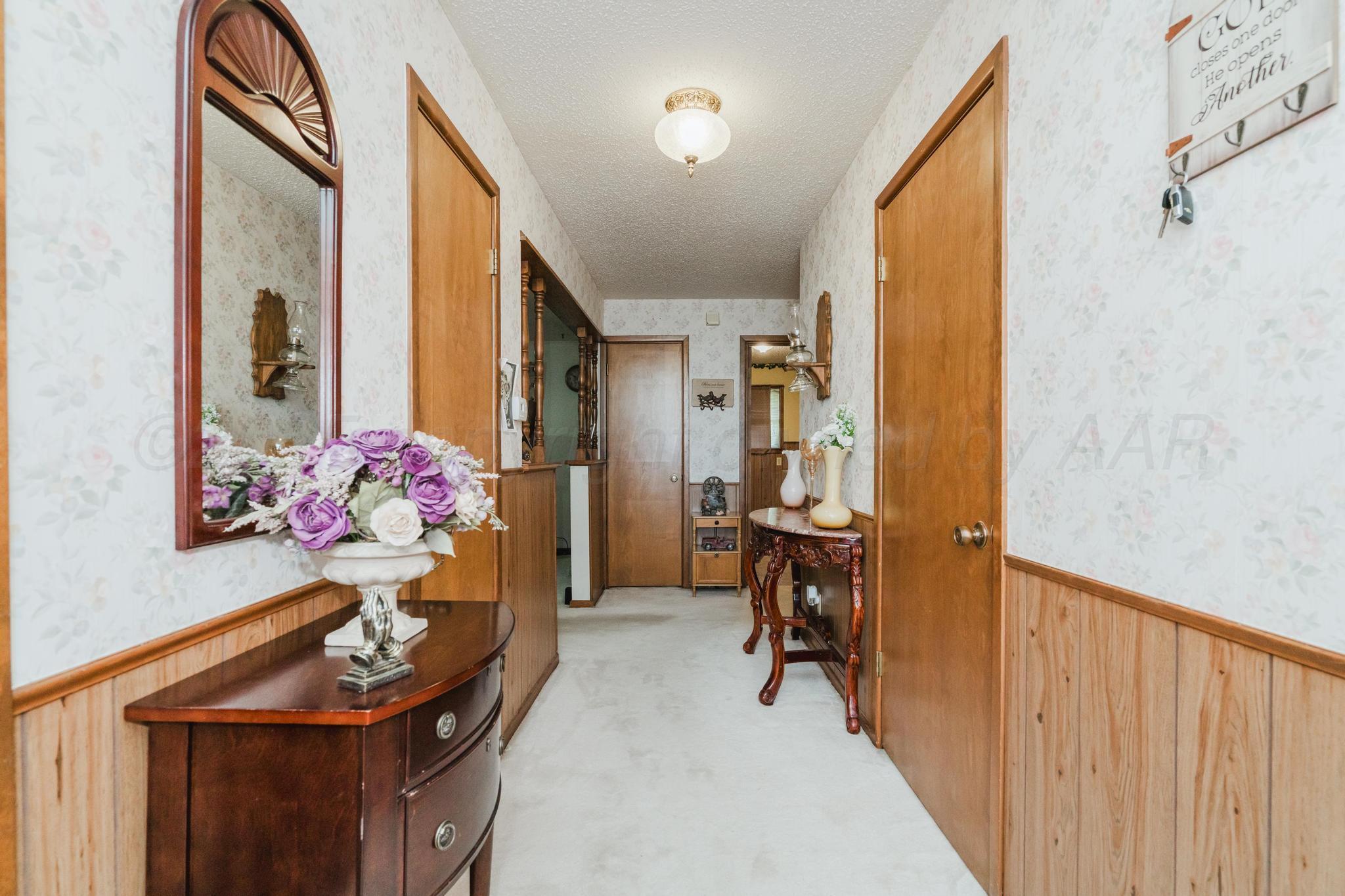 206 N Crosby Avenue Property Photo 37