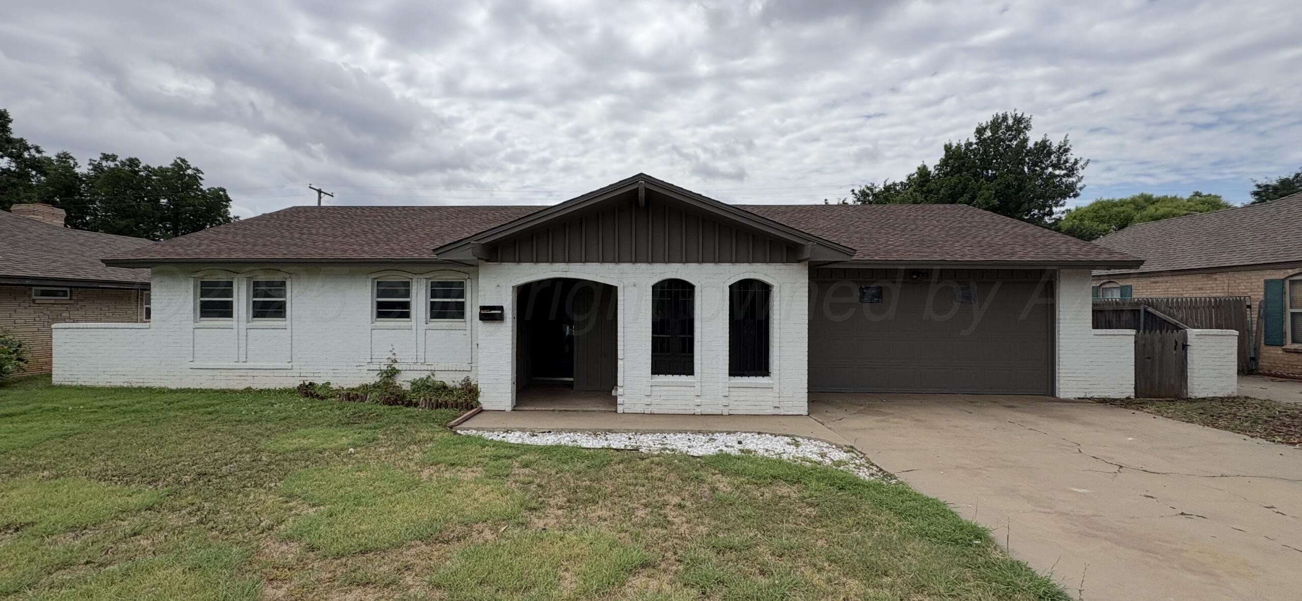 7205 Jameson Road Property Photo 1