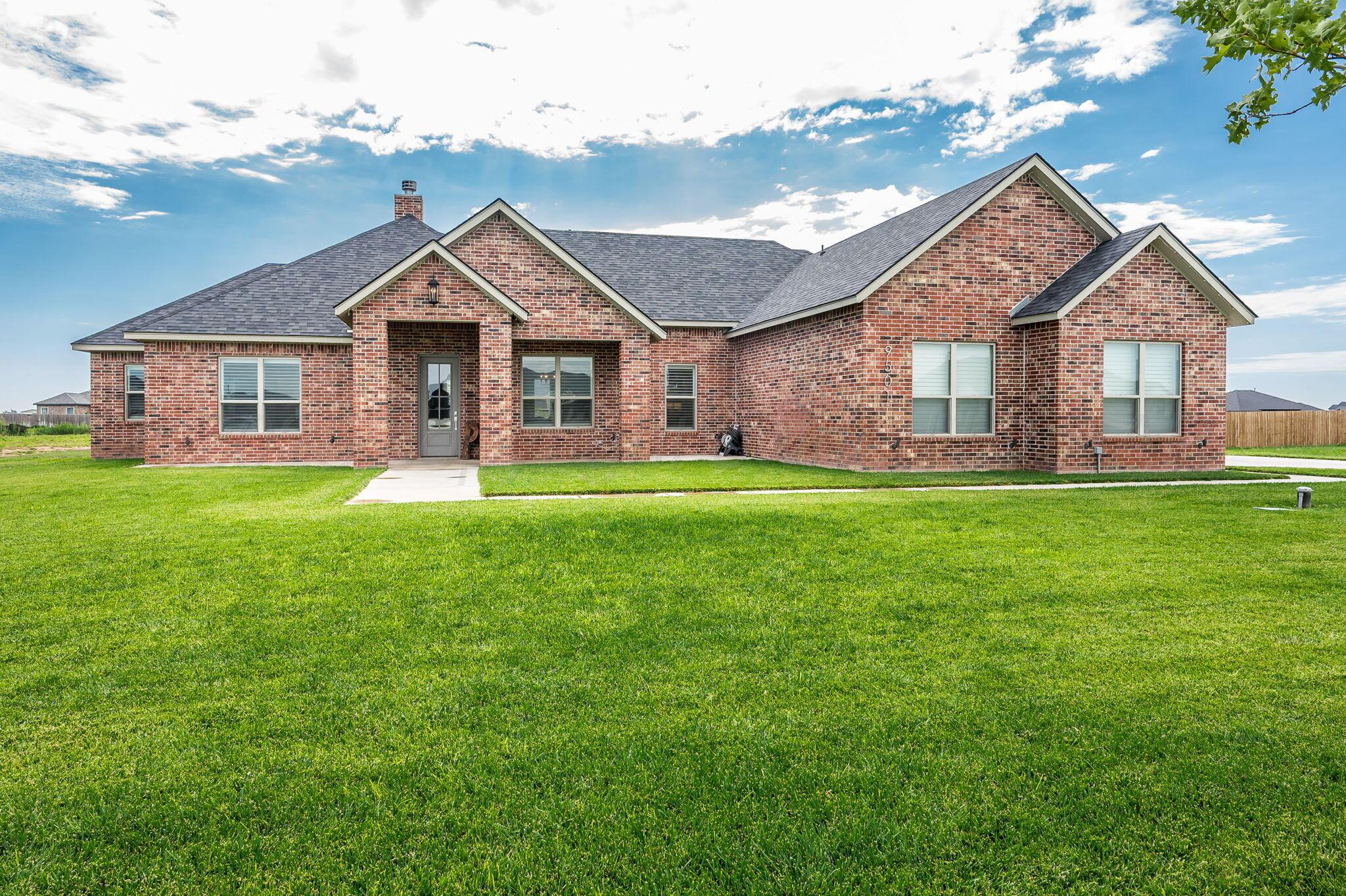 9501 Highland Springs Drive Property Photo 1