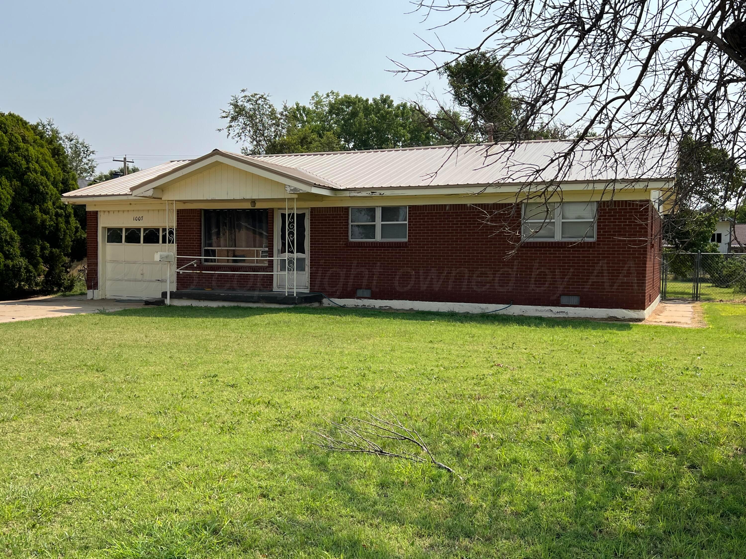 1007 S Bernice Street Property Photo
