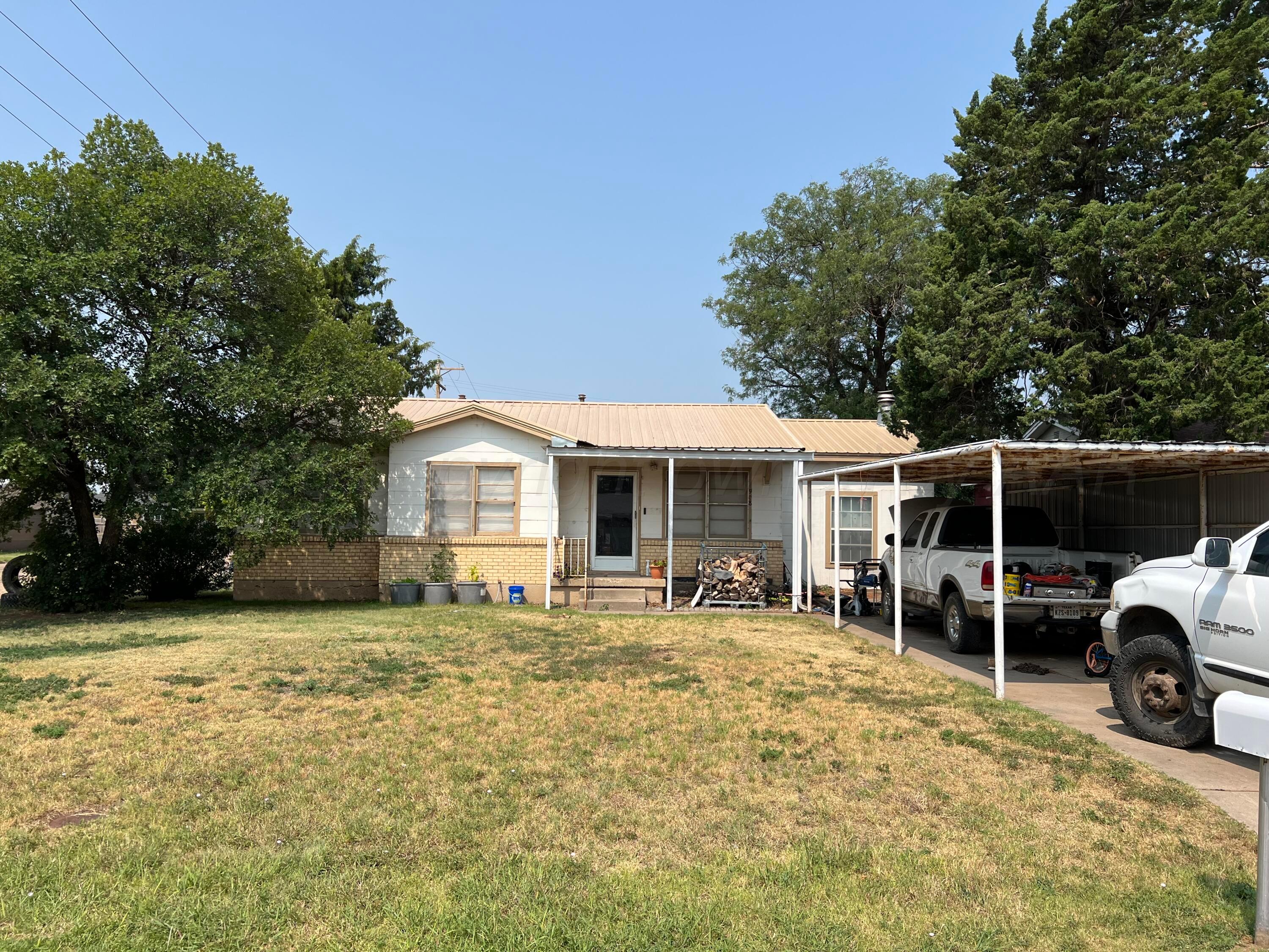 908 S Dressen Avenue Property Photo