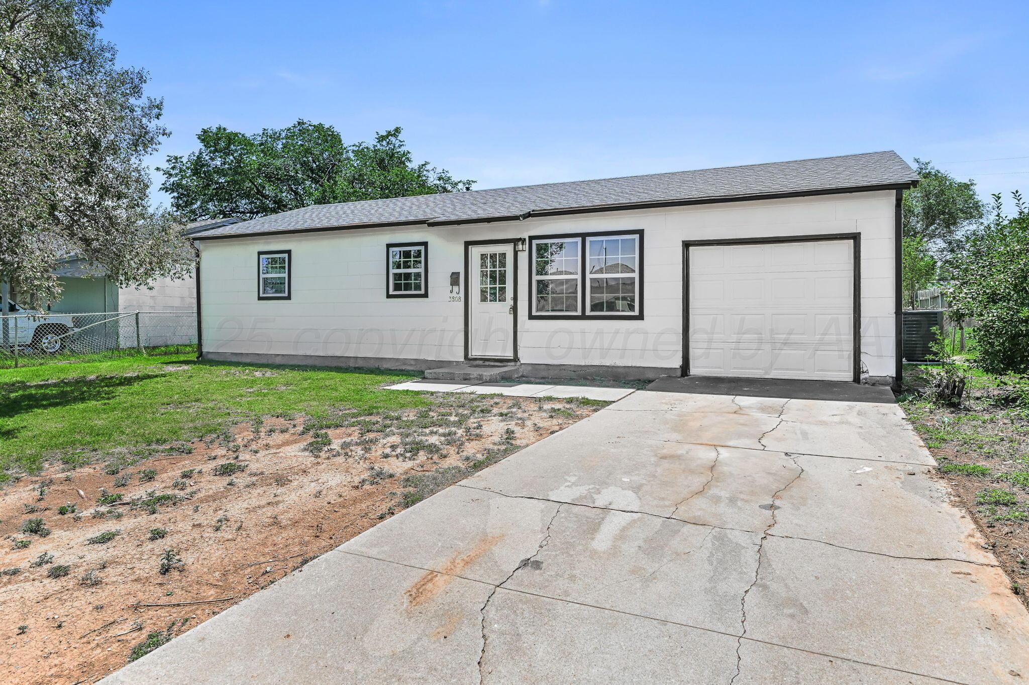 3808 Beaver Drive Property Photo 1