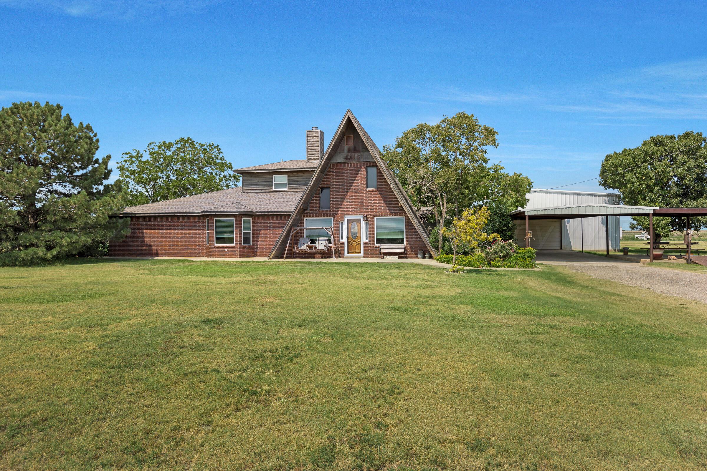1077 Co Rd L Property Photo 1