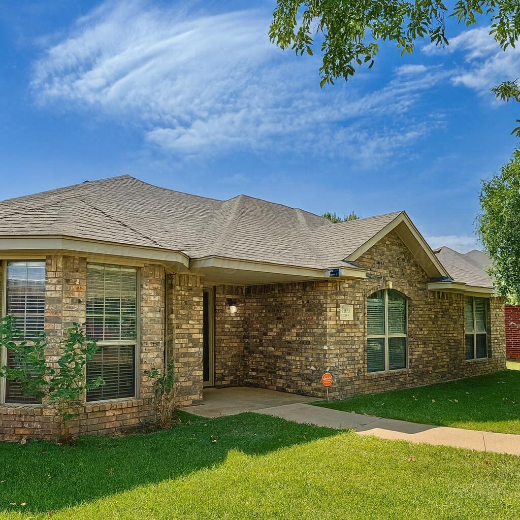 7901 Success Place Property Photo 1