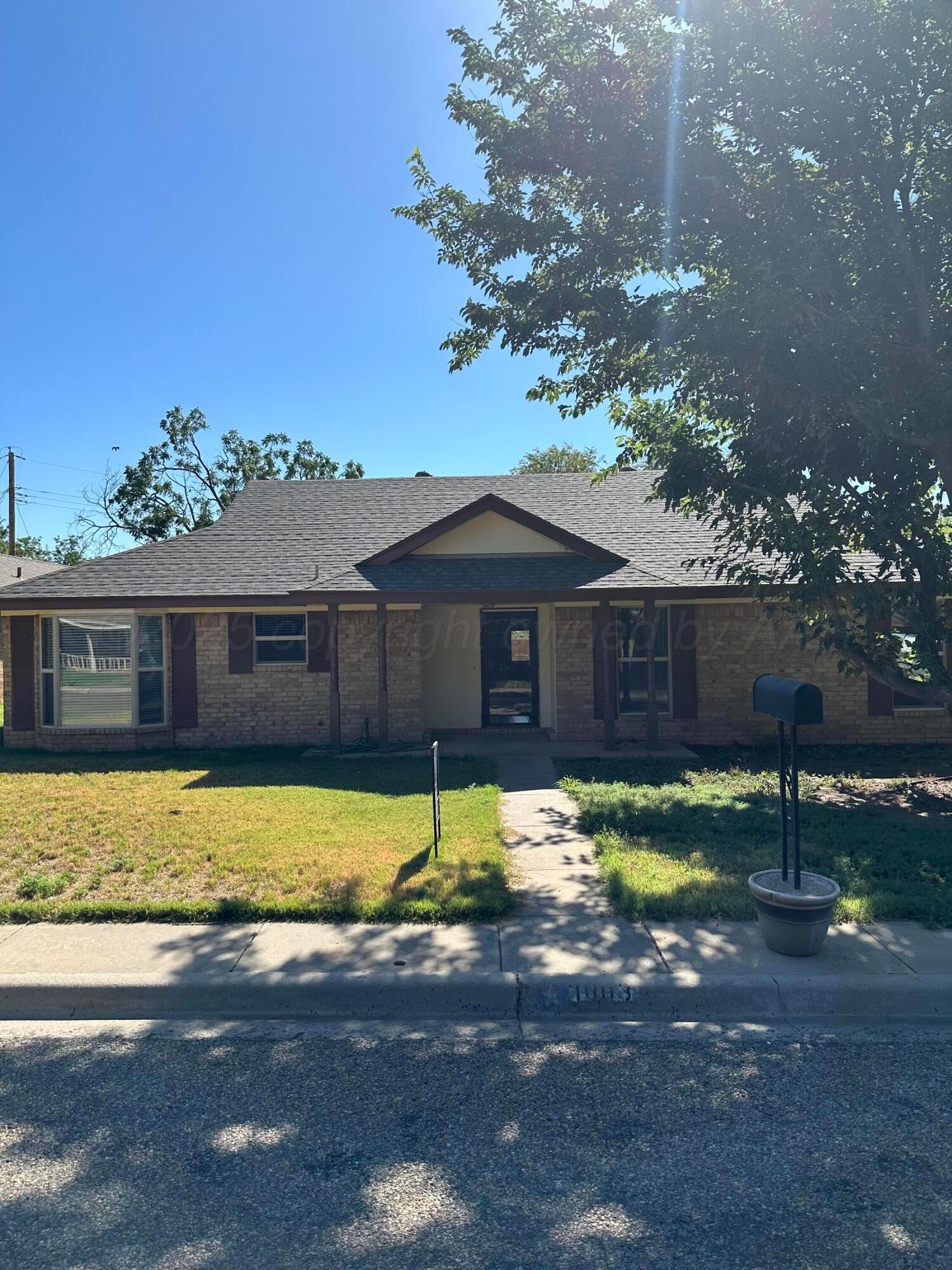 1003 Cimarron Trail Property Photo 1