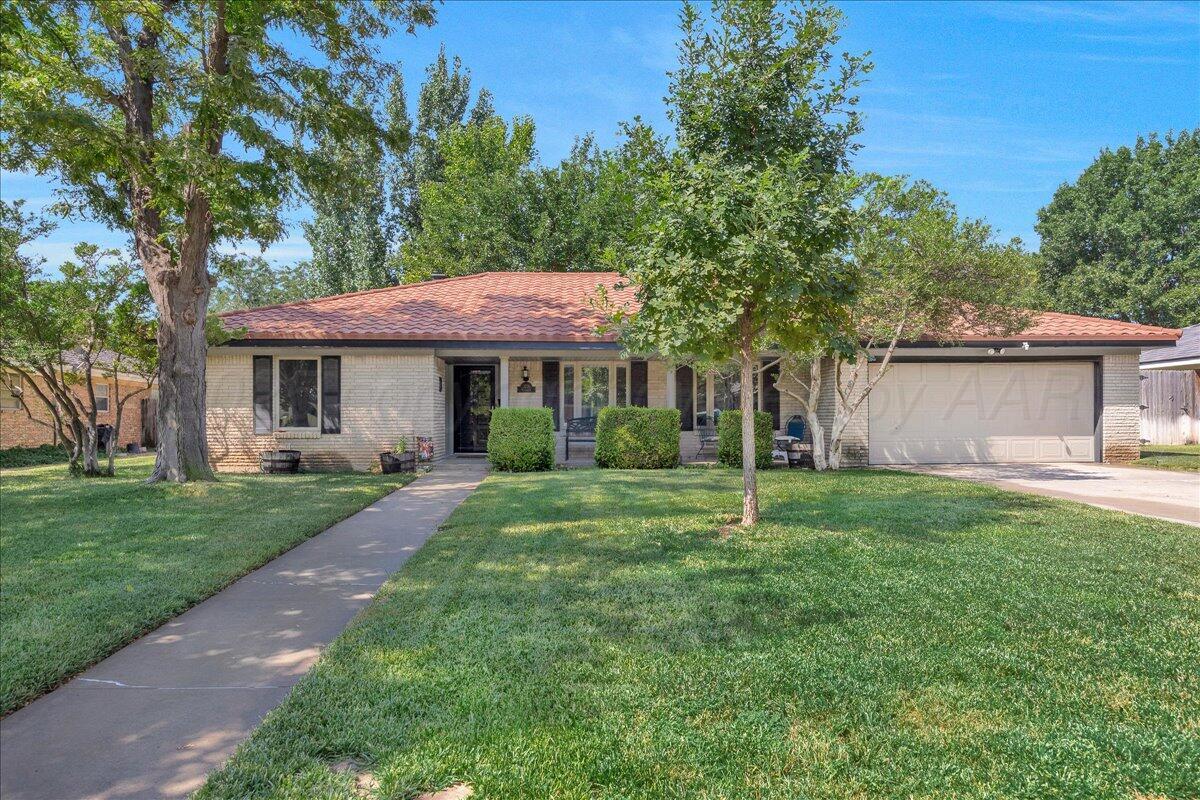 3718 Huntington Drive Property Photo 1