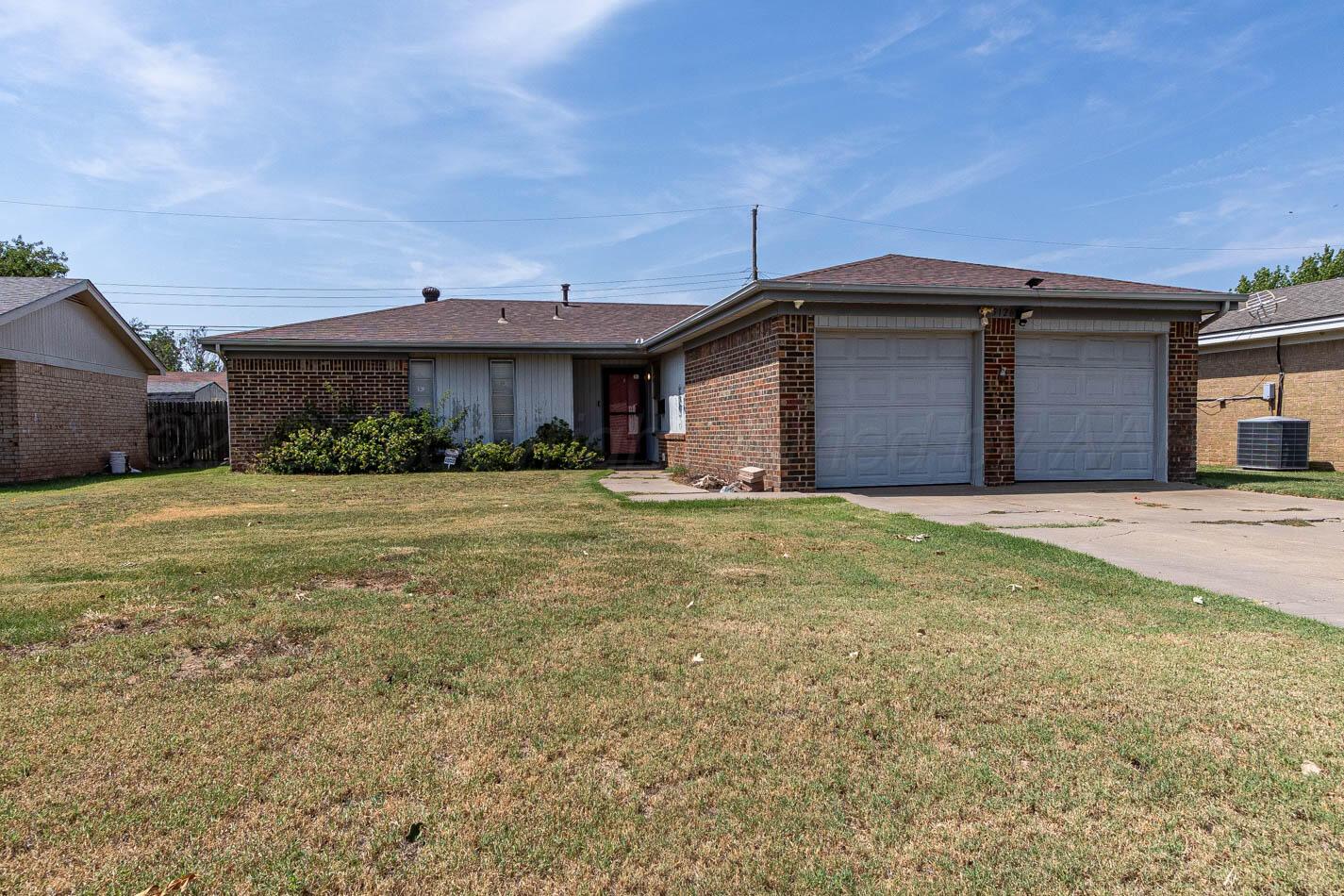 5126 ROYCE Drive Property Photo 1