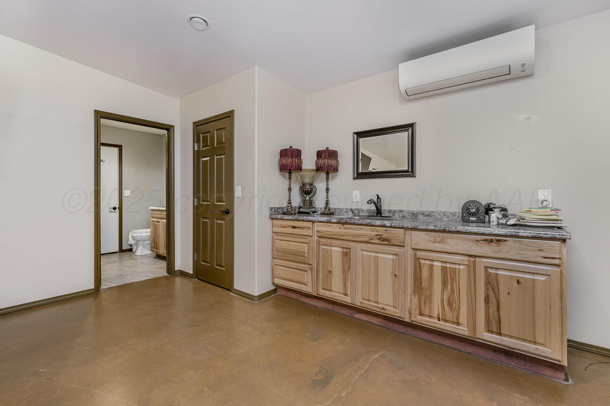 3101 E Fm 1151 Property Photo 10