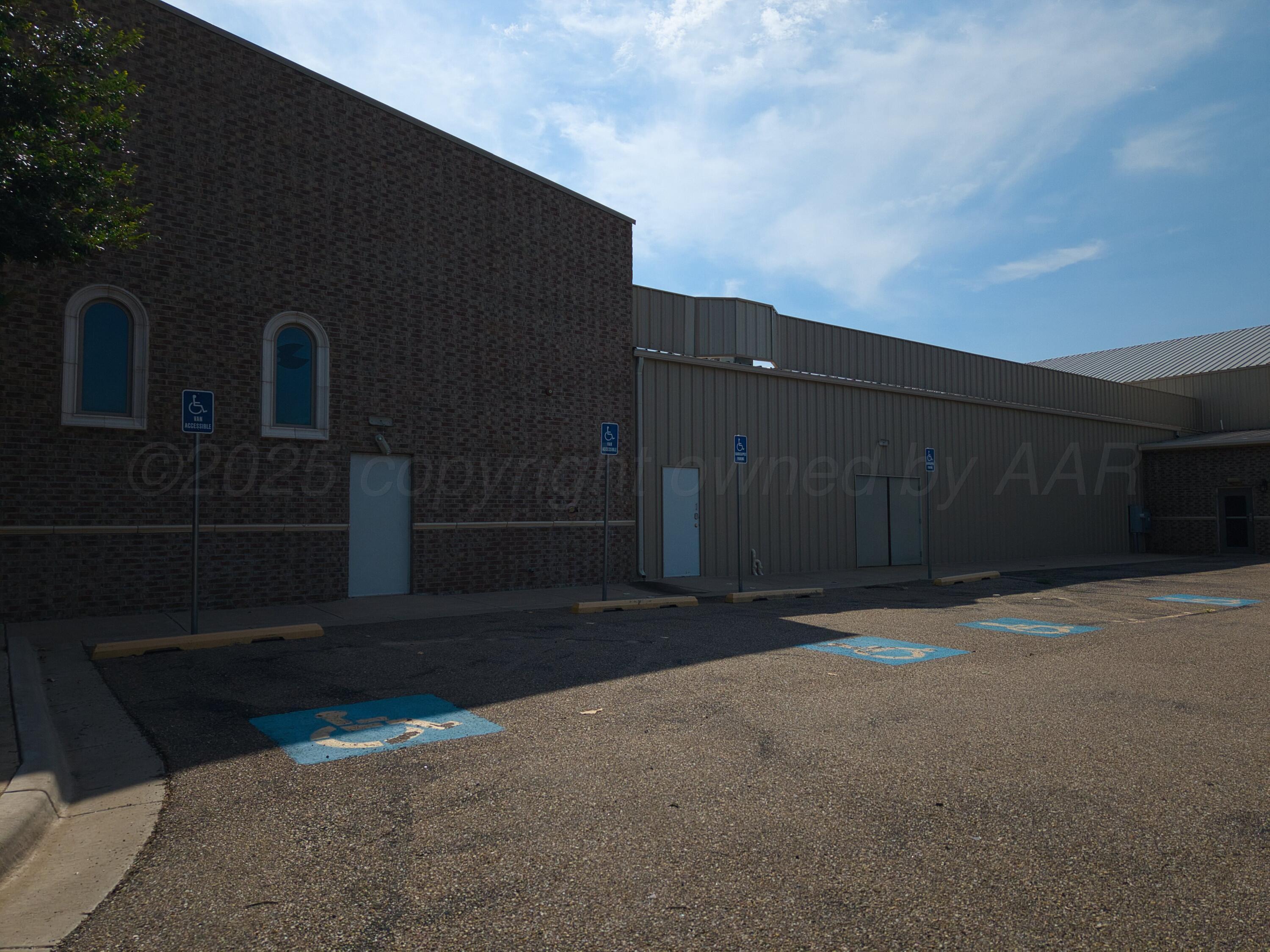 7432 S Soncy Road Property Photo 15