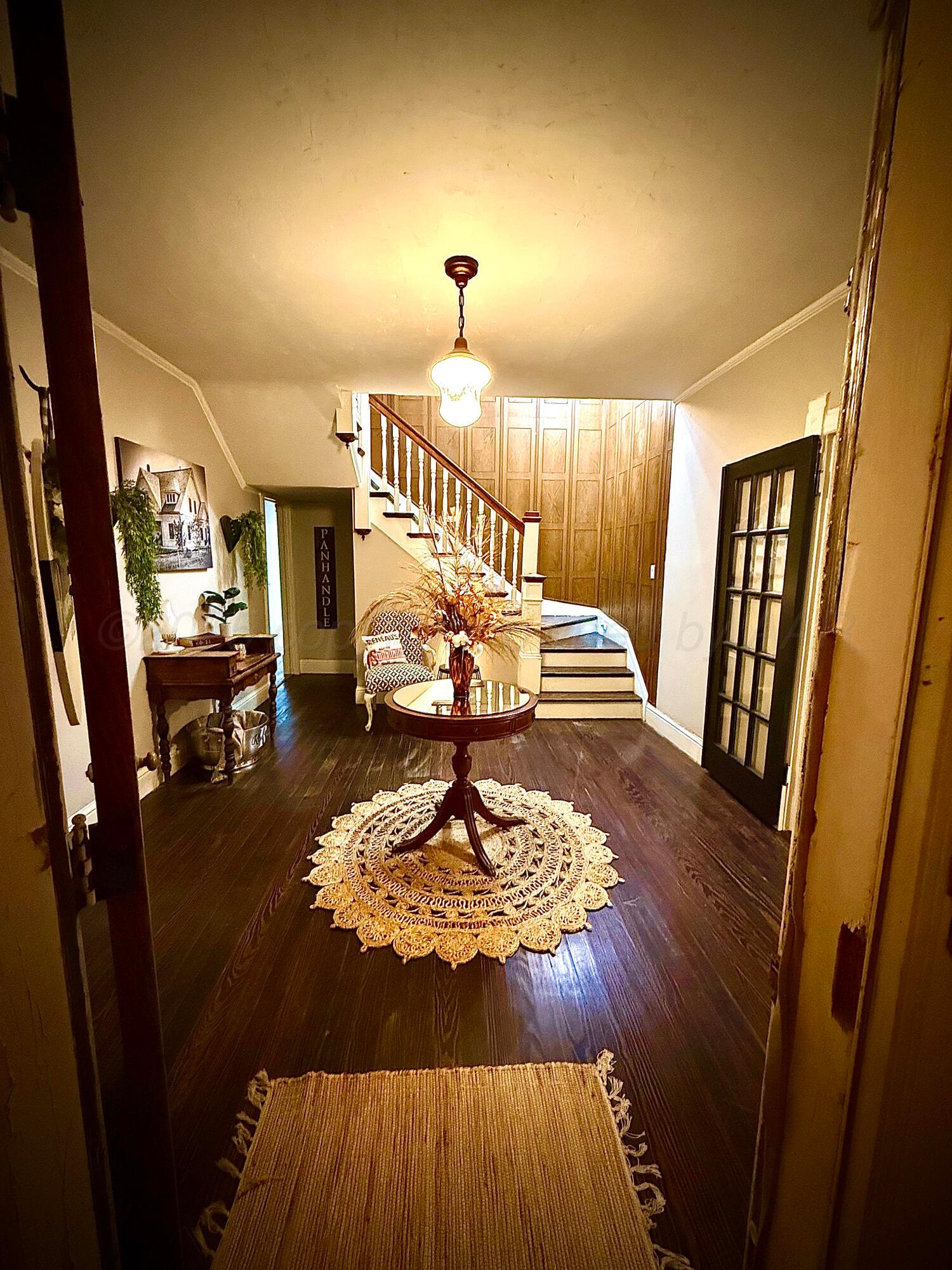 409 Franklin Avenue Property Photo 6