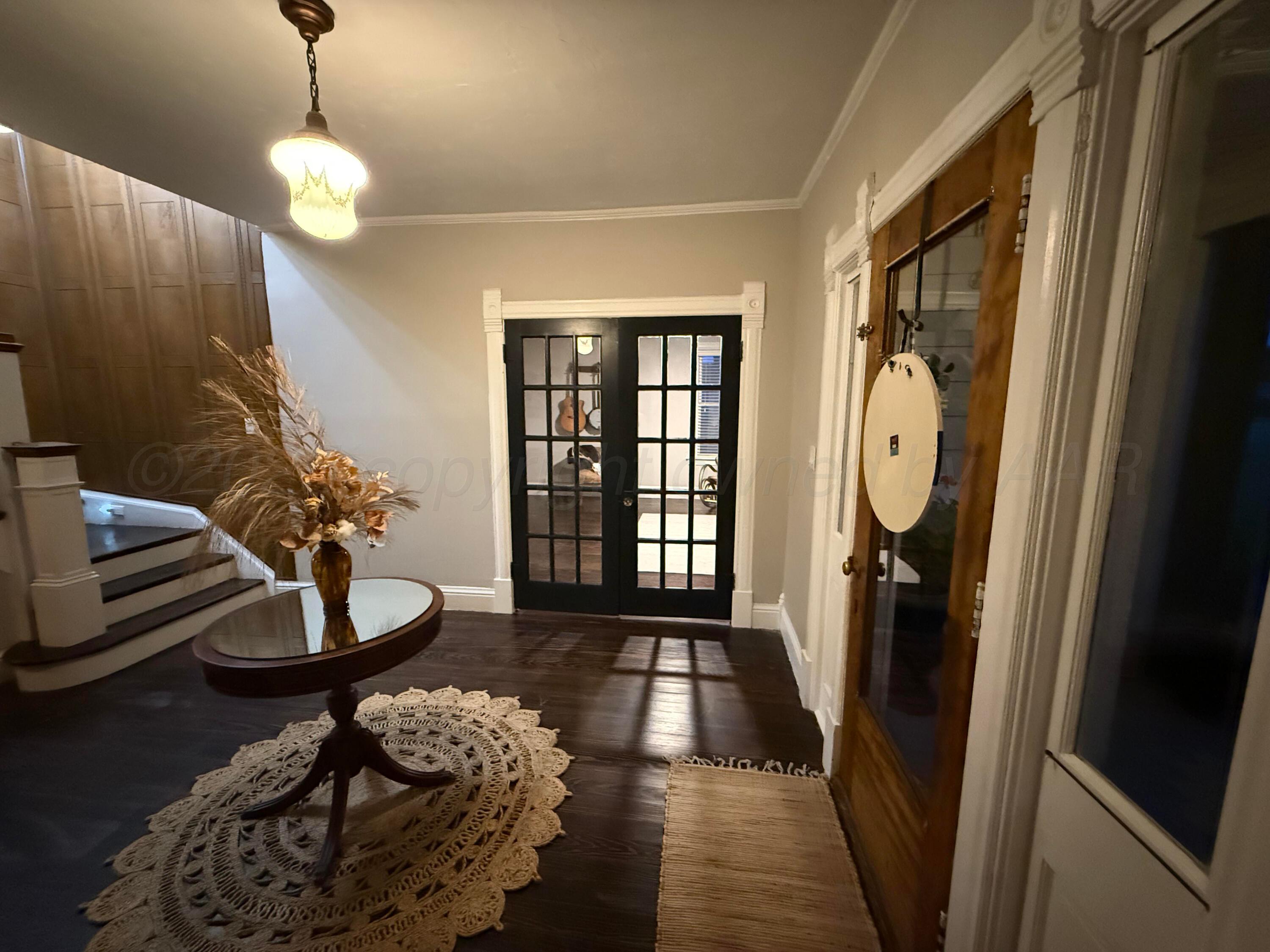 409 Franklin Avenue Property Photo 10