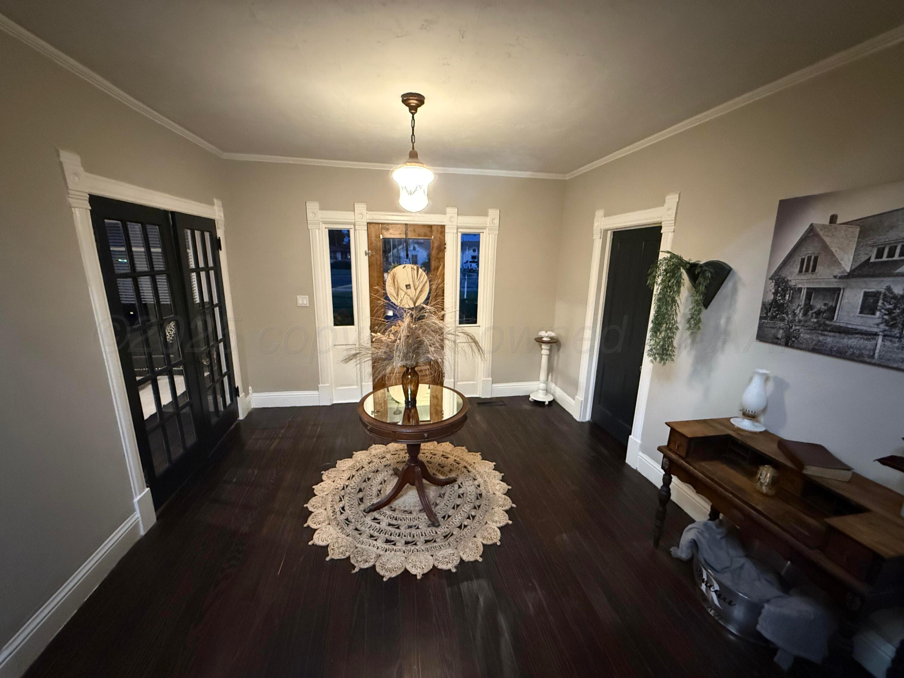 409 Franklin Avenue Property Photo 11
