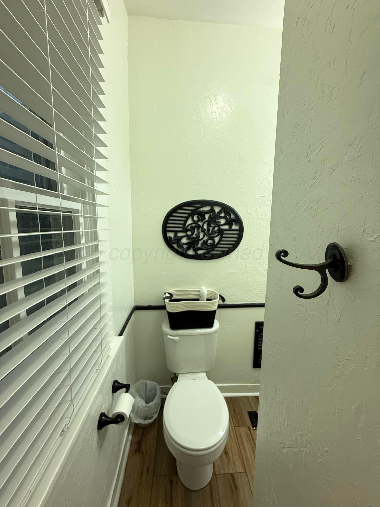 409 Franklin Avenue Property Photo 28