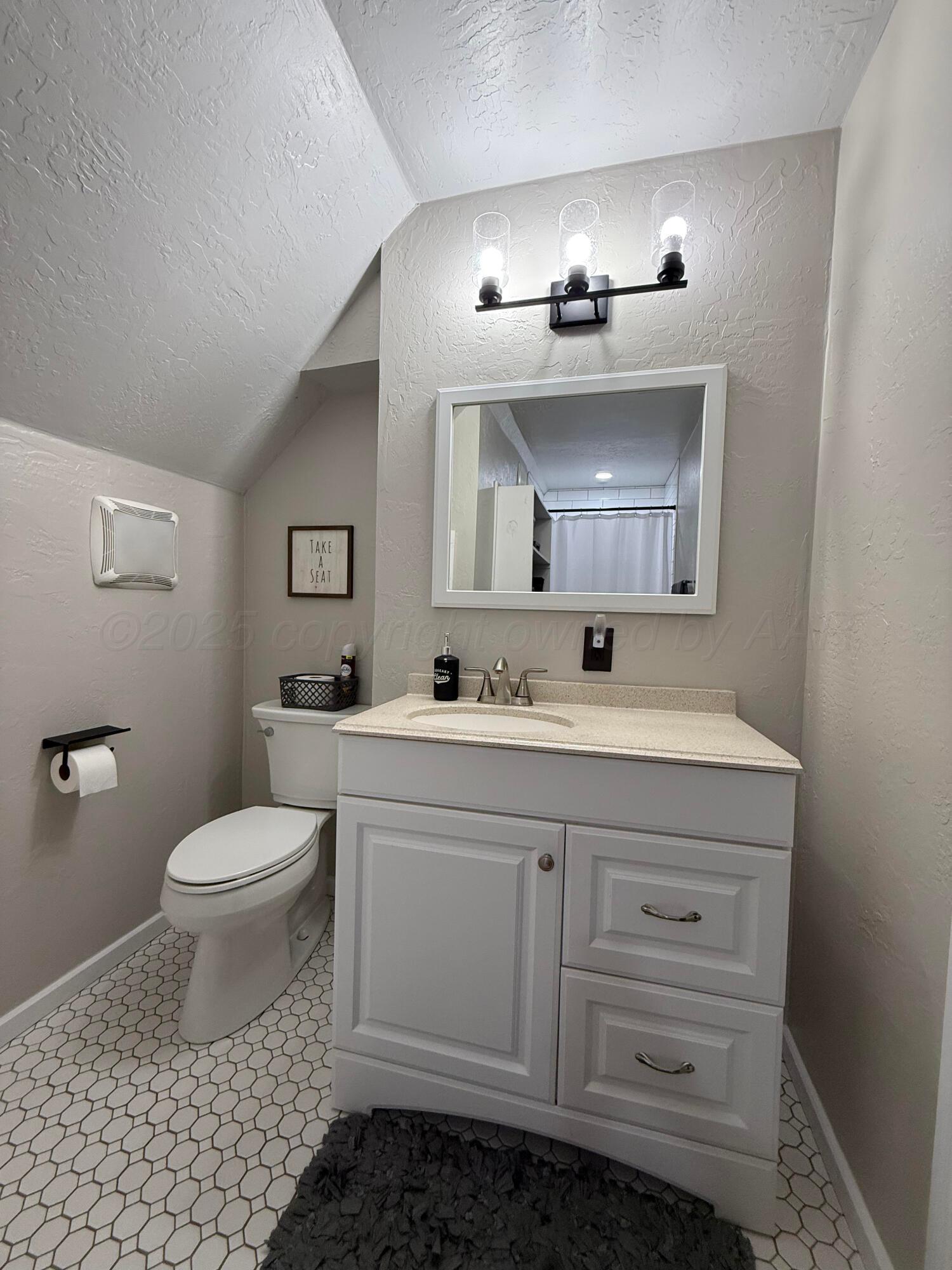 409 Franklin Avenue Property Photo 66