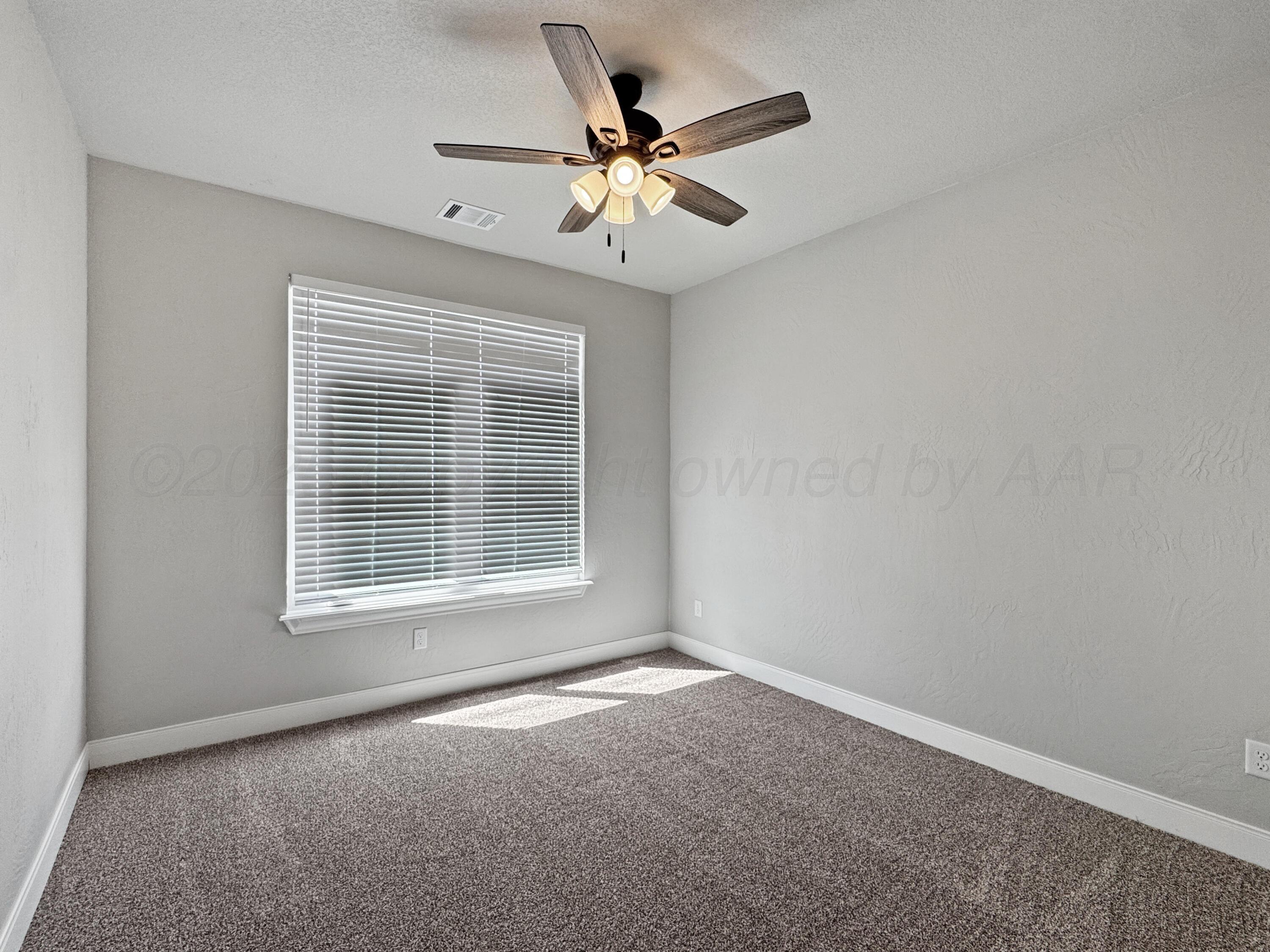 9950 Pinesap Lane Property Photo 18