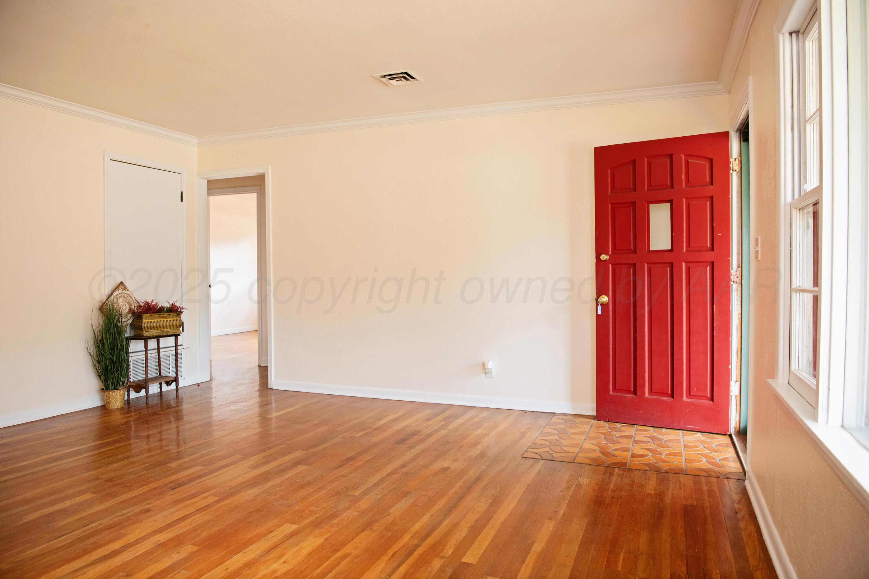106 Beach Street Property Photo 3