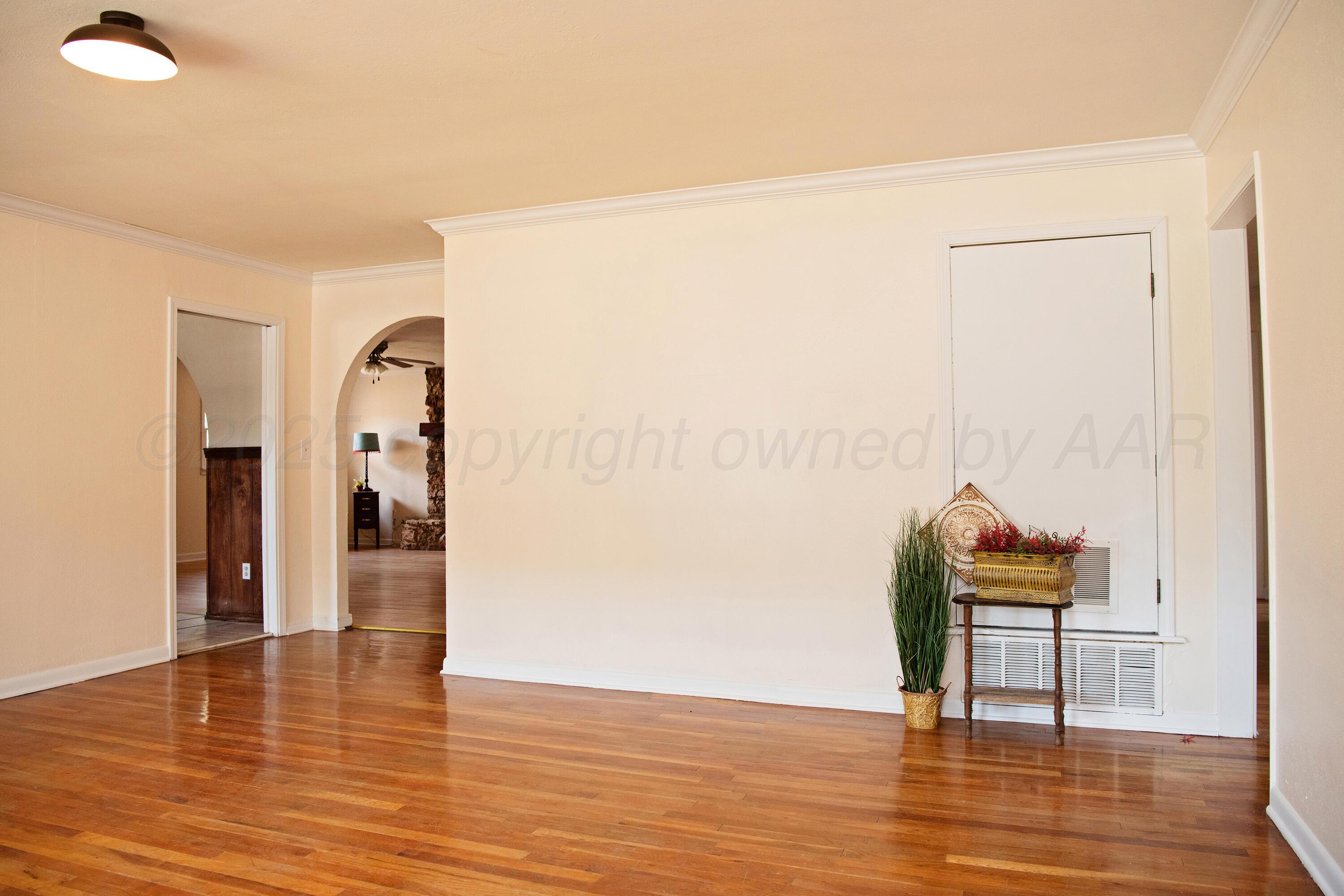 106 Beach Street Property Photo 5
