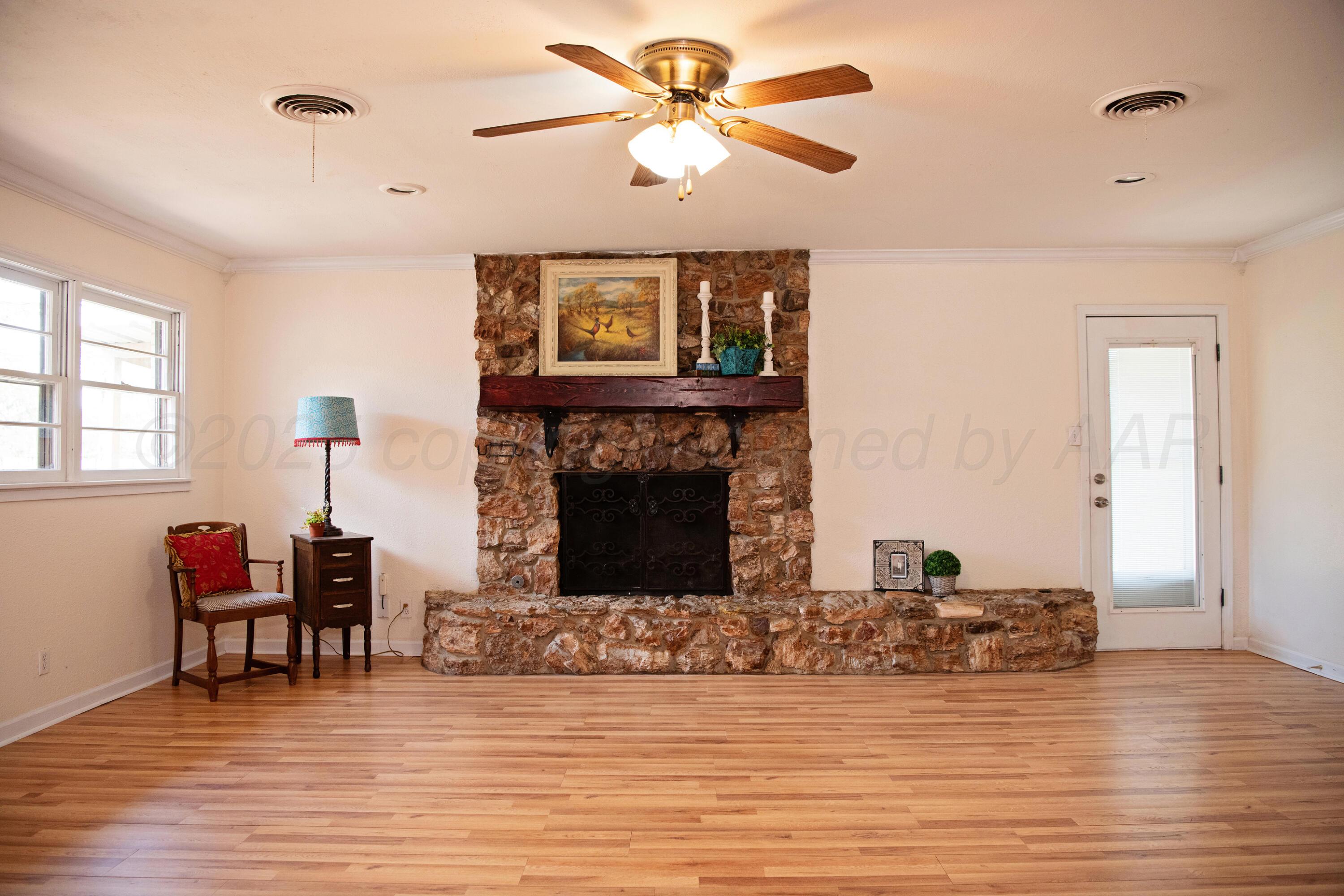 106 Beach Street Property Photo 7