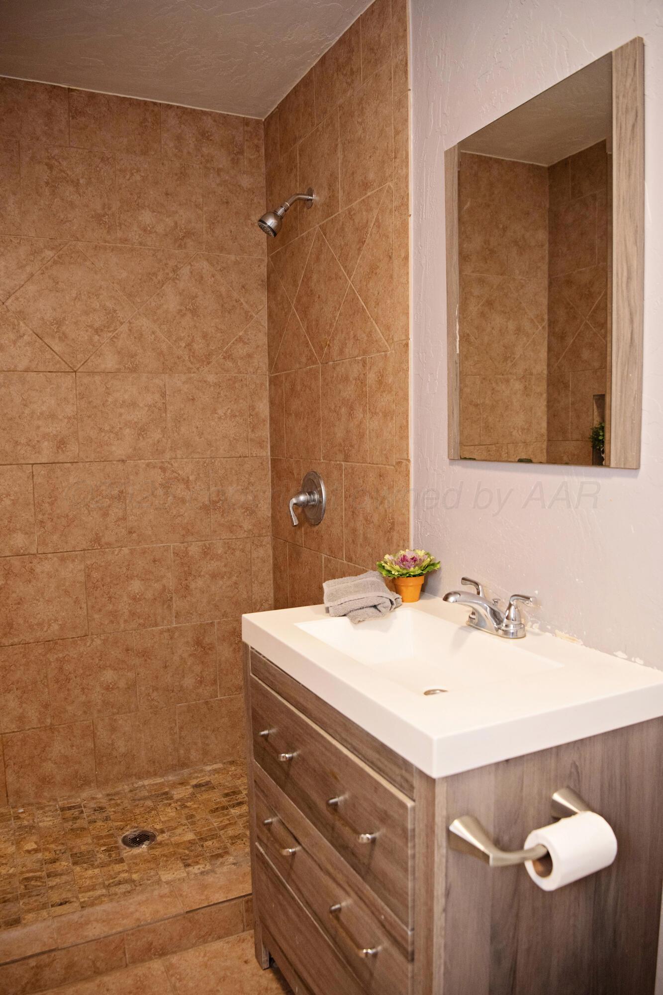 106 Beach Street Property Photo 11