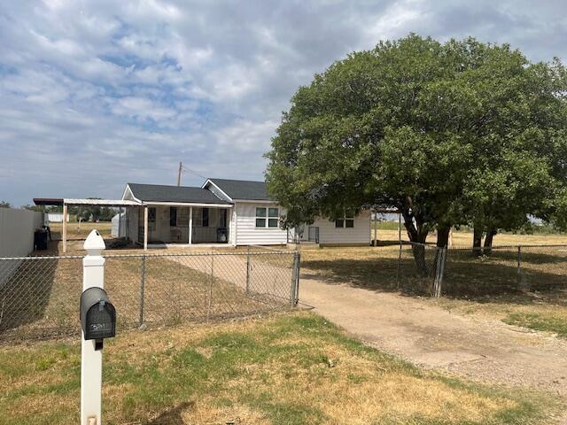 3811 Lakeview Road Property Photo 1