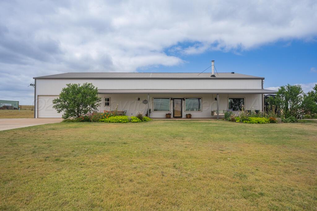 5355 Fm809 Property Photo 1