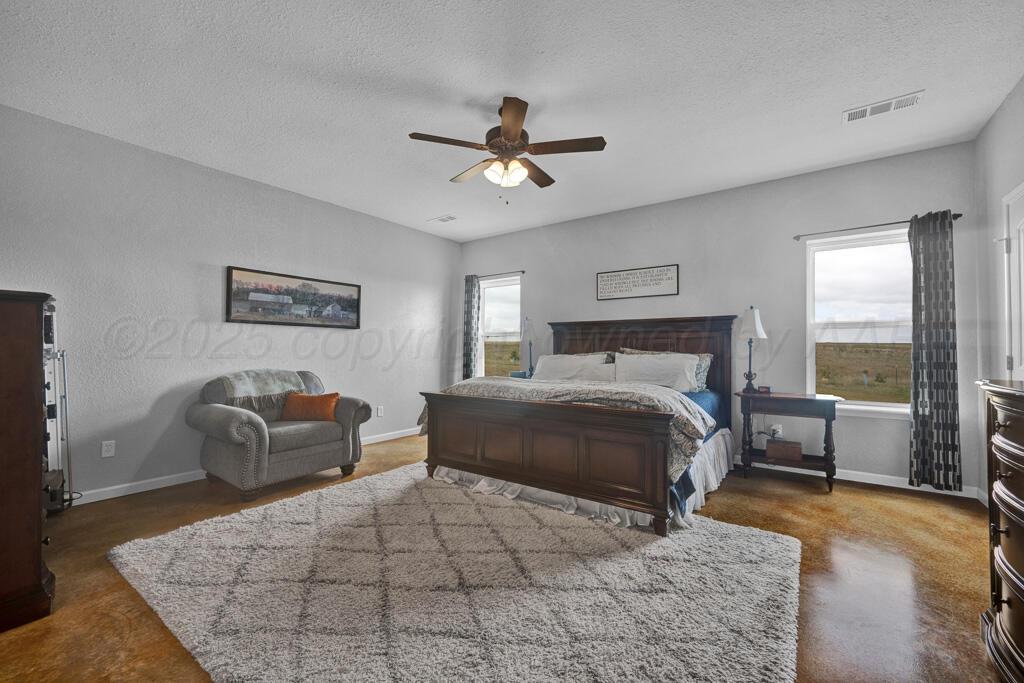 5355 Fm809 Property Photo 17