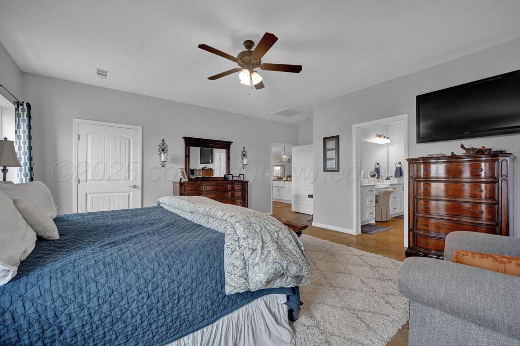 5355 Fm809 Property Photo 18