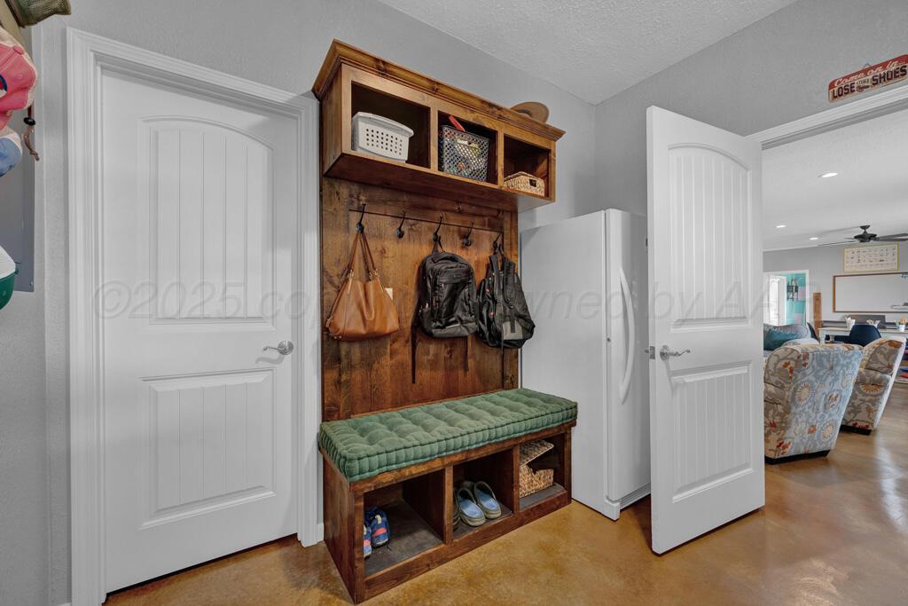 5355 Fm809 Property Photo 33