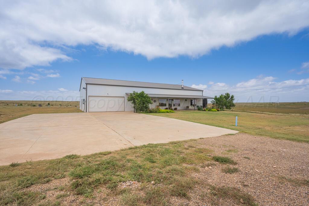 5355 Fm809 Property Photo 42