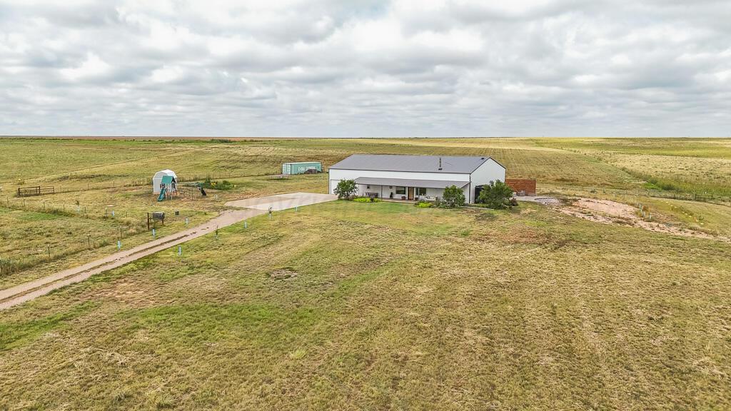 5355 Fm809 Property Photo 45