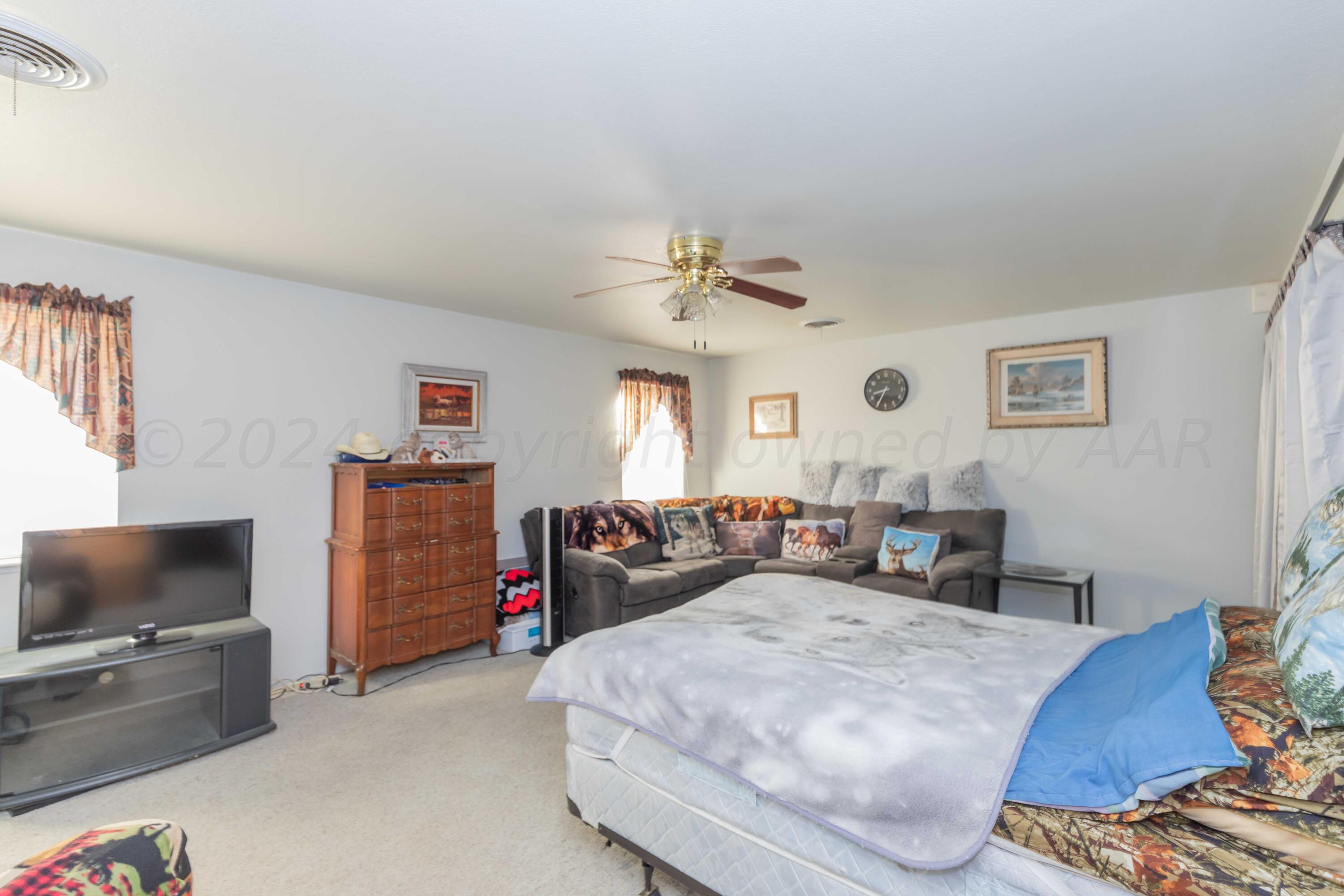 118 W Valencia Drive Property Photo 45