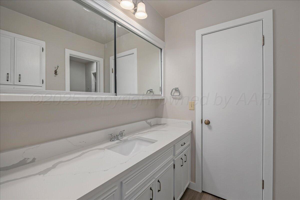 3507 Timber Drive Property Photo 14