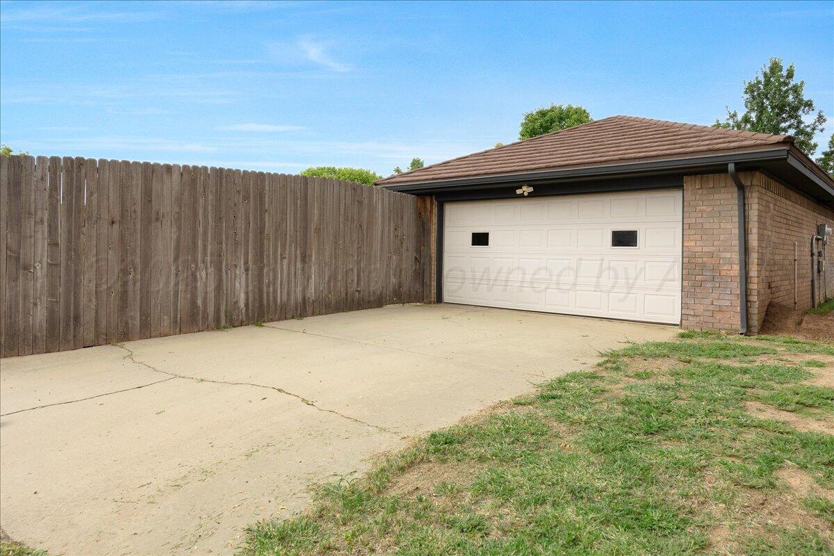 3507 Timber Drive Property Photo 25