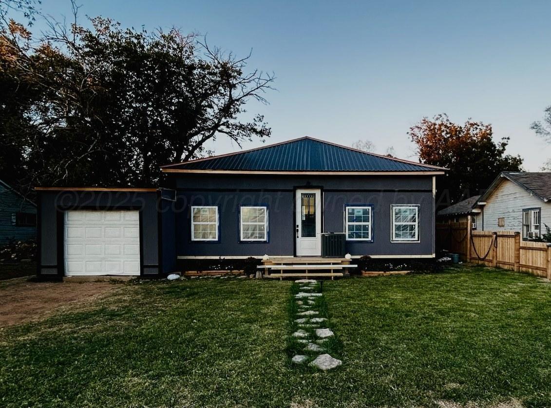 405 Se F Avenue Property Photo 1