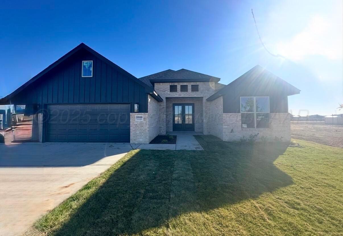 18900 TAURUS Trail Property Photo 1