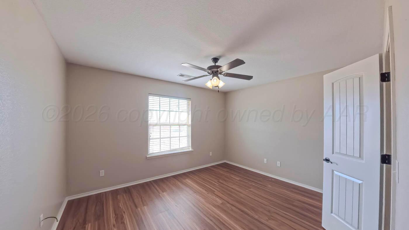 8010 Manor Haven Court Property Photo 9