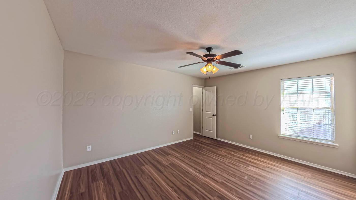 8010 Manor Haven Court Property Photo 11