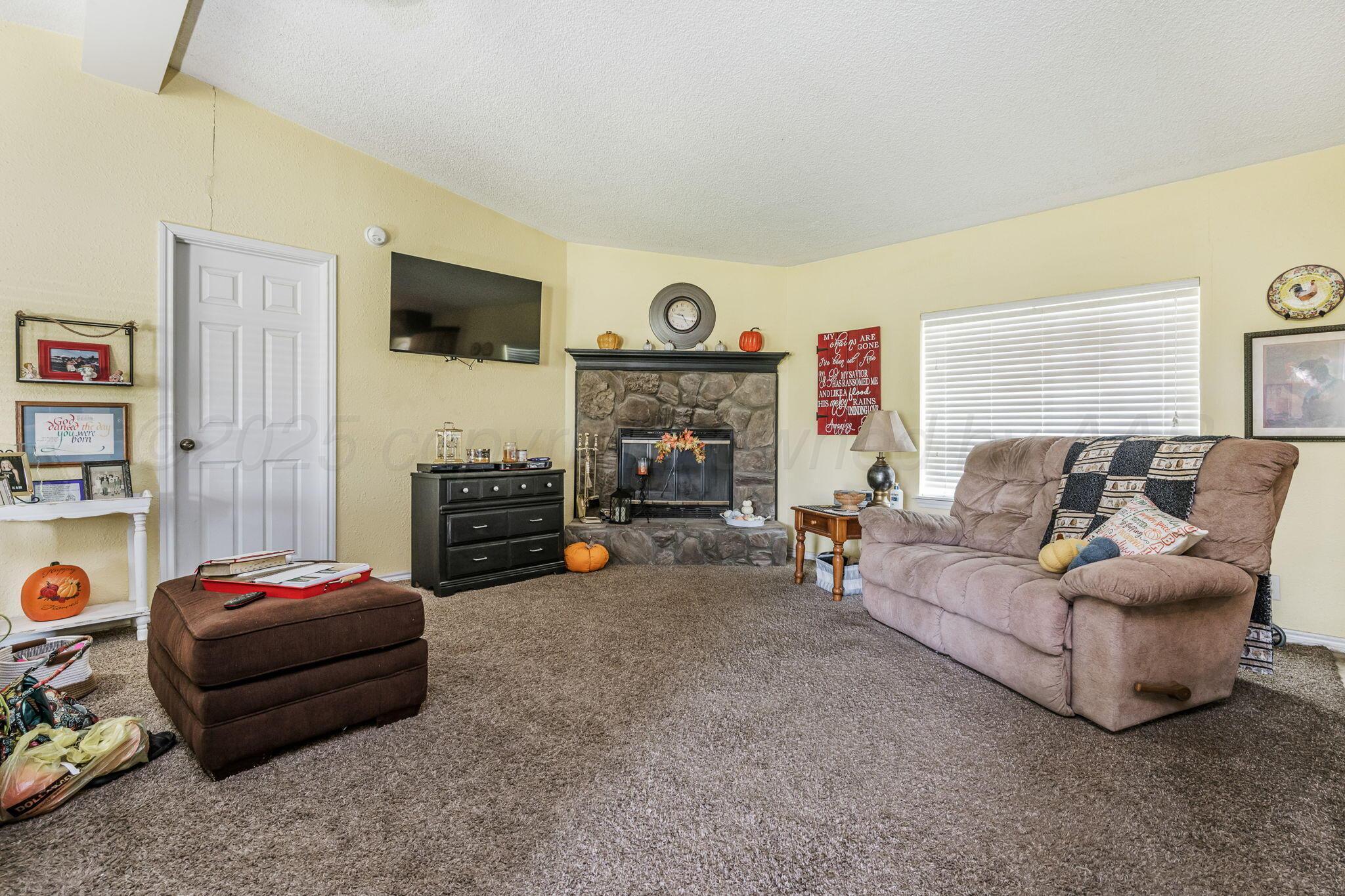 1330 Lions Street Property Photo 2