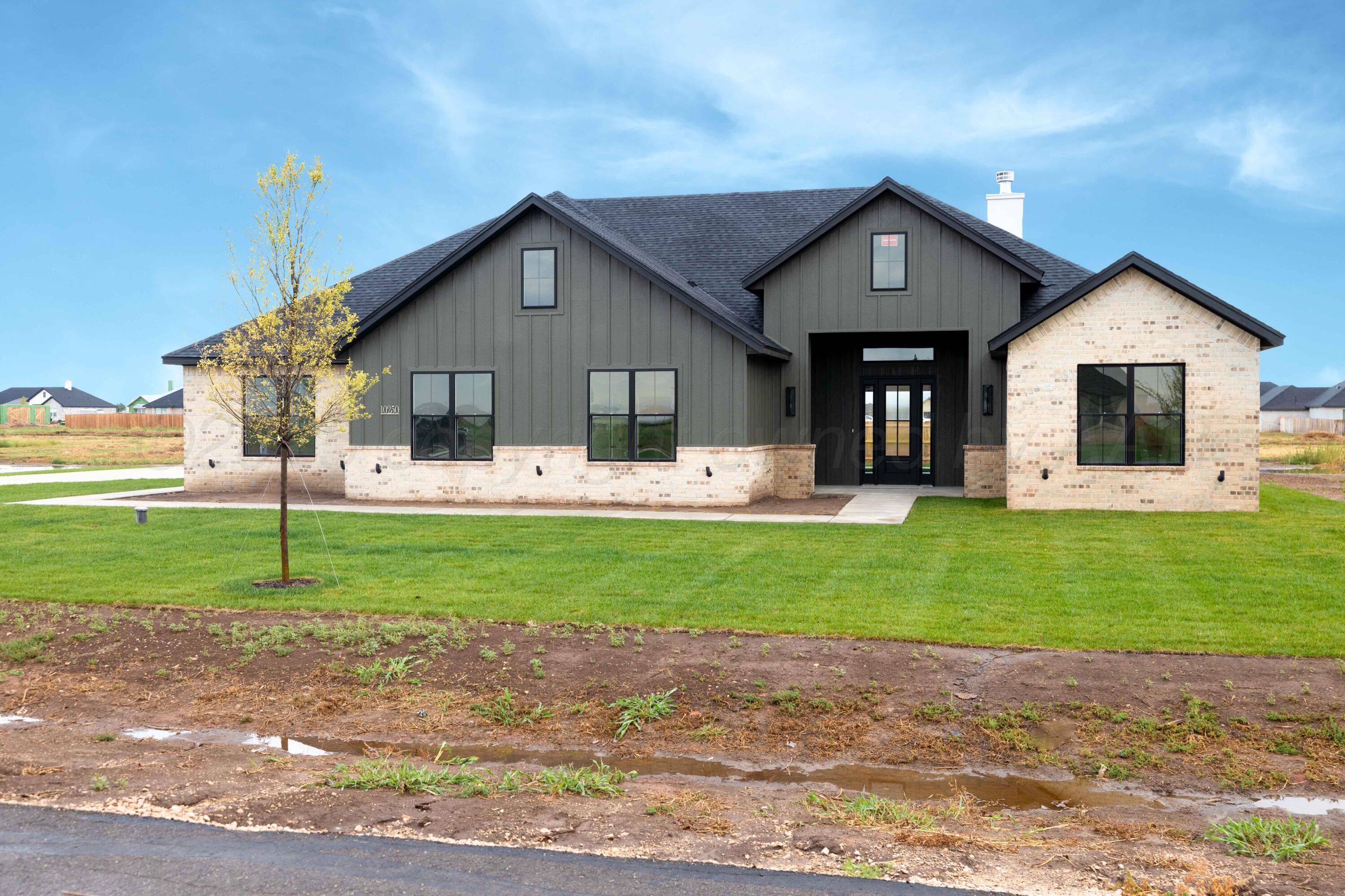 10250 Prickly Pear Road Property Photo 1